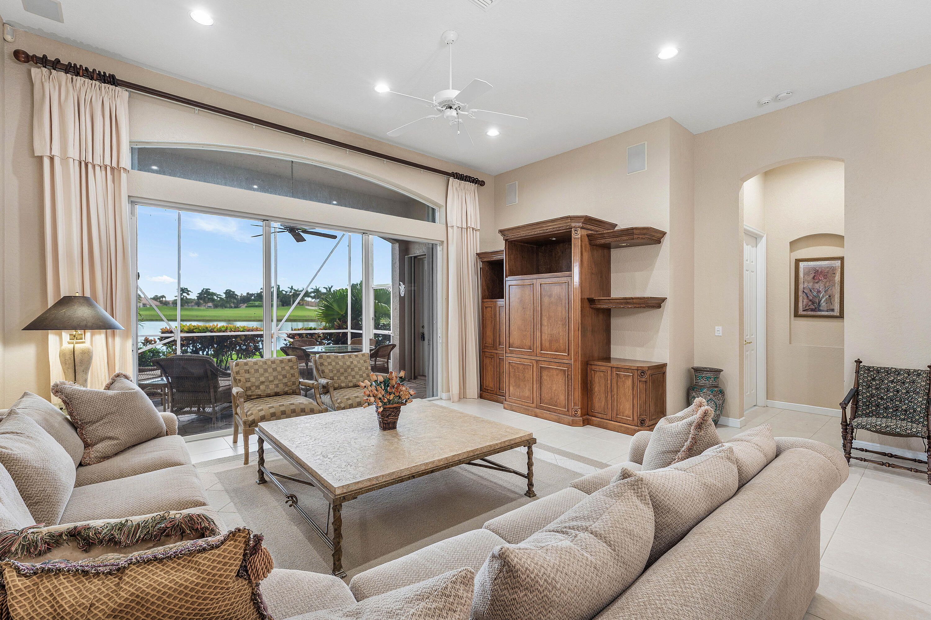 6947 Fairway Lakes Drive Property Photo 15