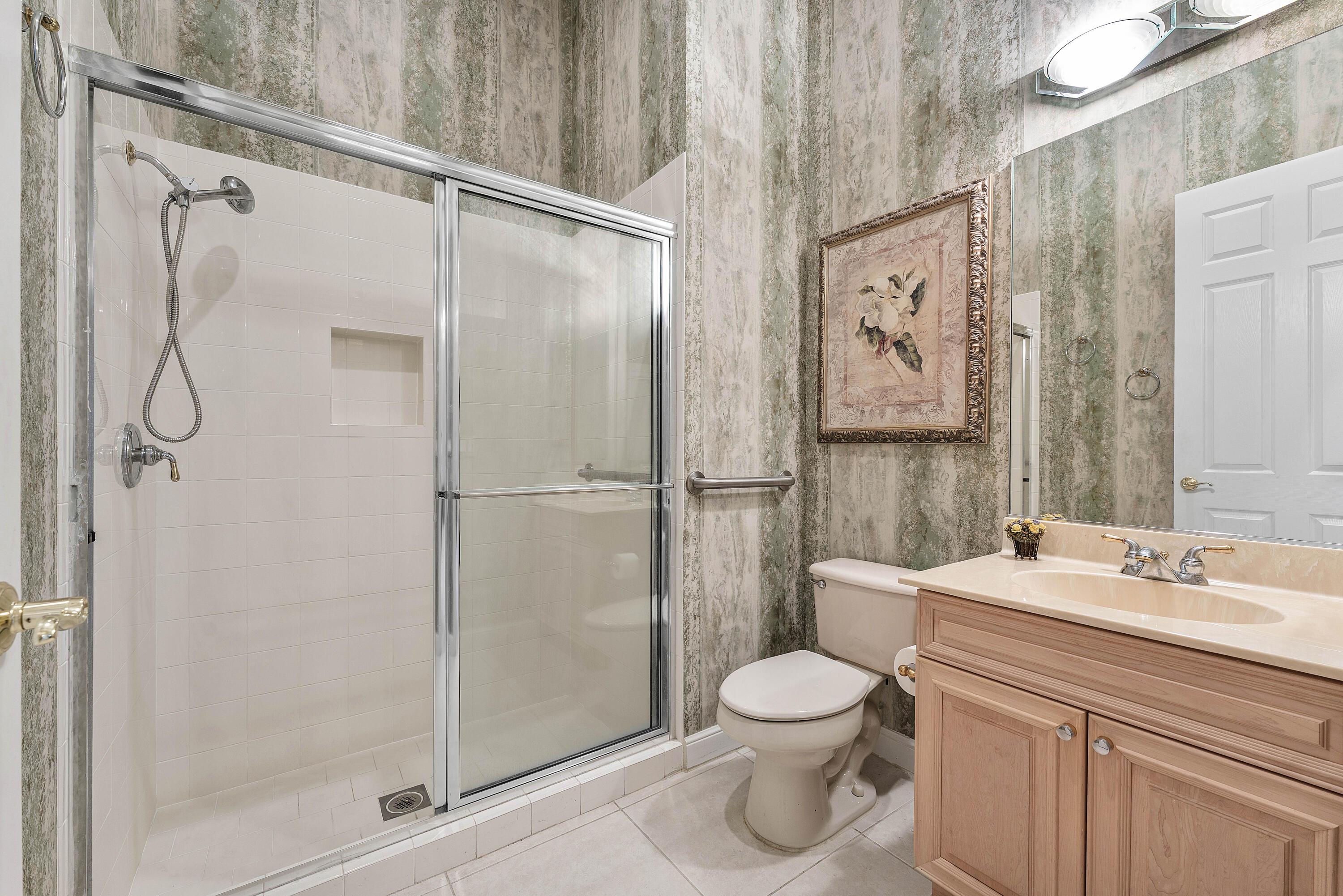 6947 Fairway Lakes Drive Property Photo 18