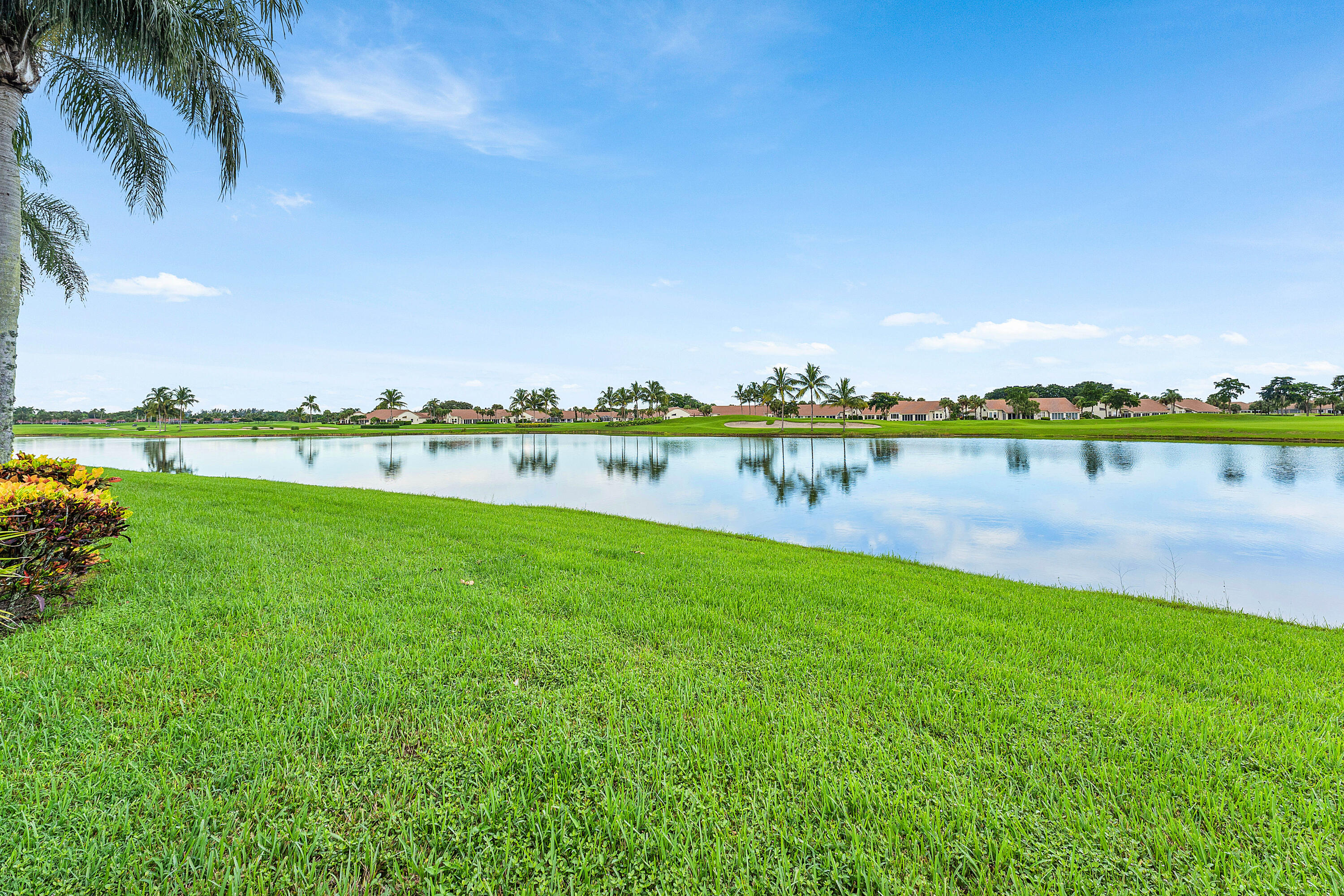 6947 Fairway Lakes Drive Property Photo 32