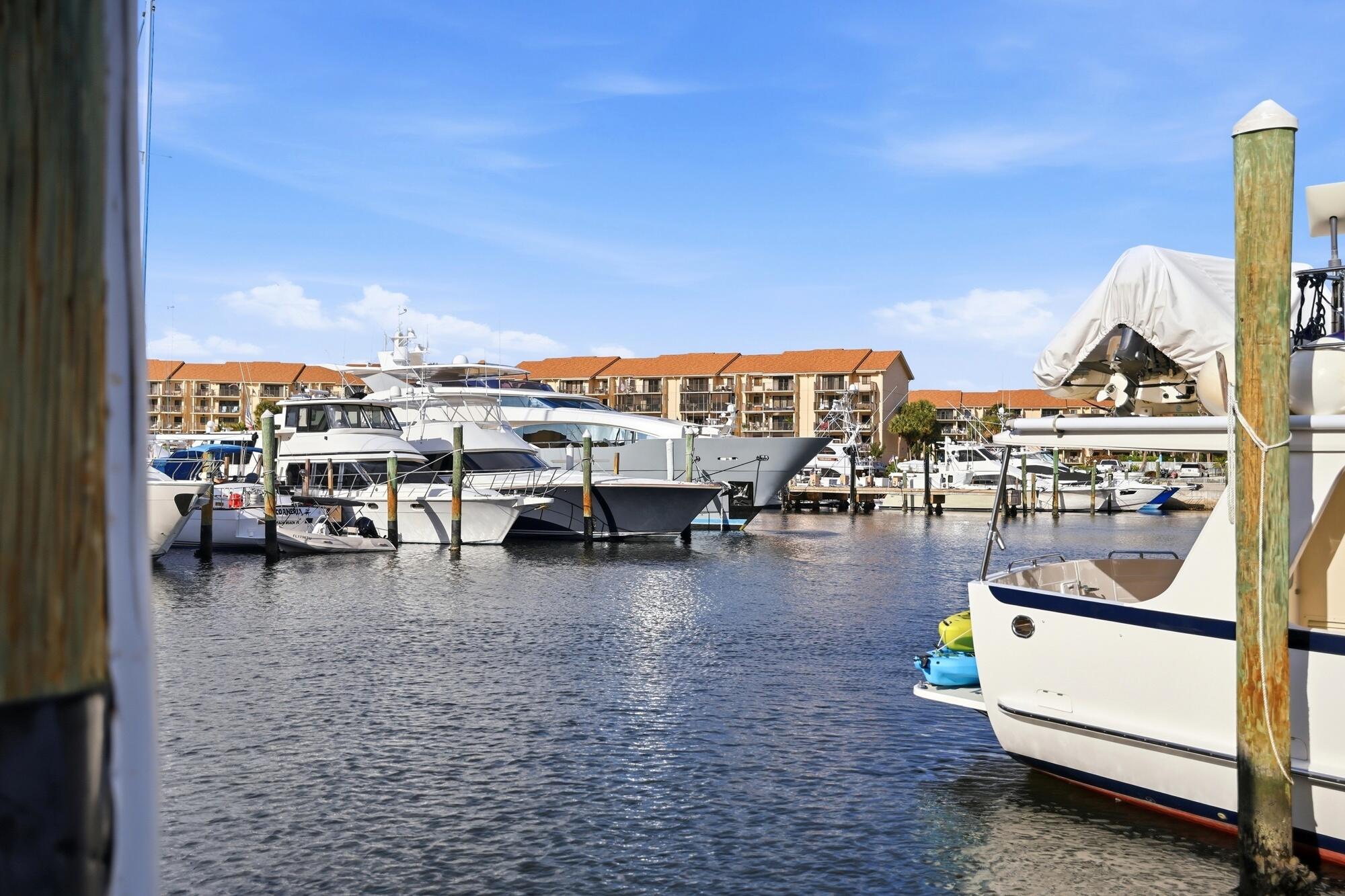 2101 Marina Isle Way 404 Property Photo 14
