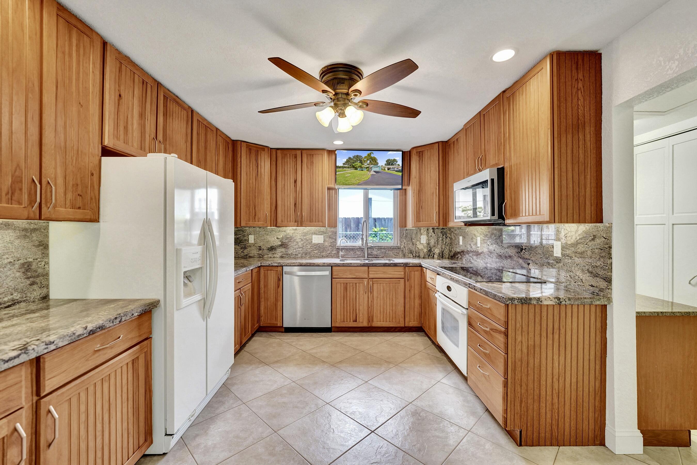 5081 Sw 29th Way Property Photo 12