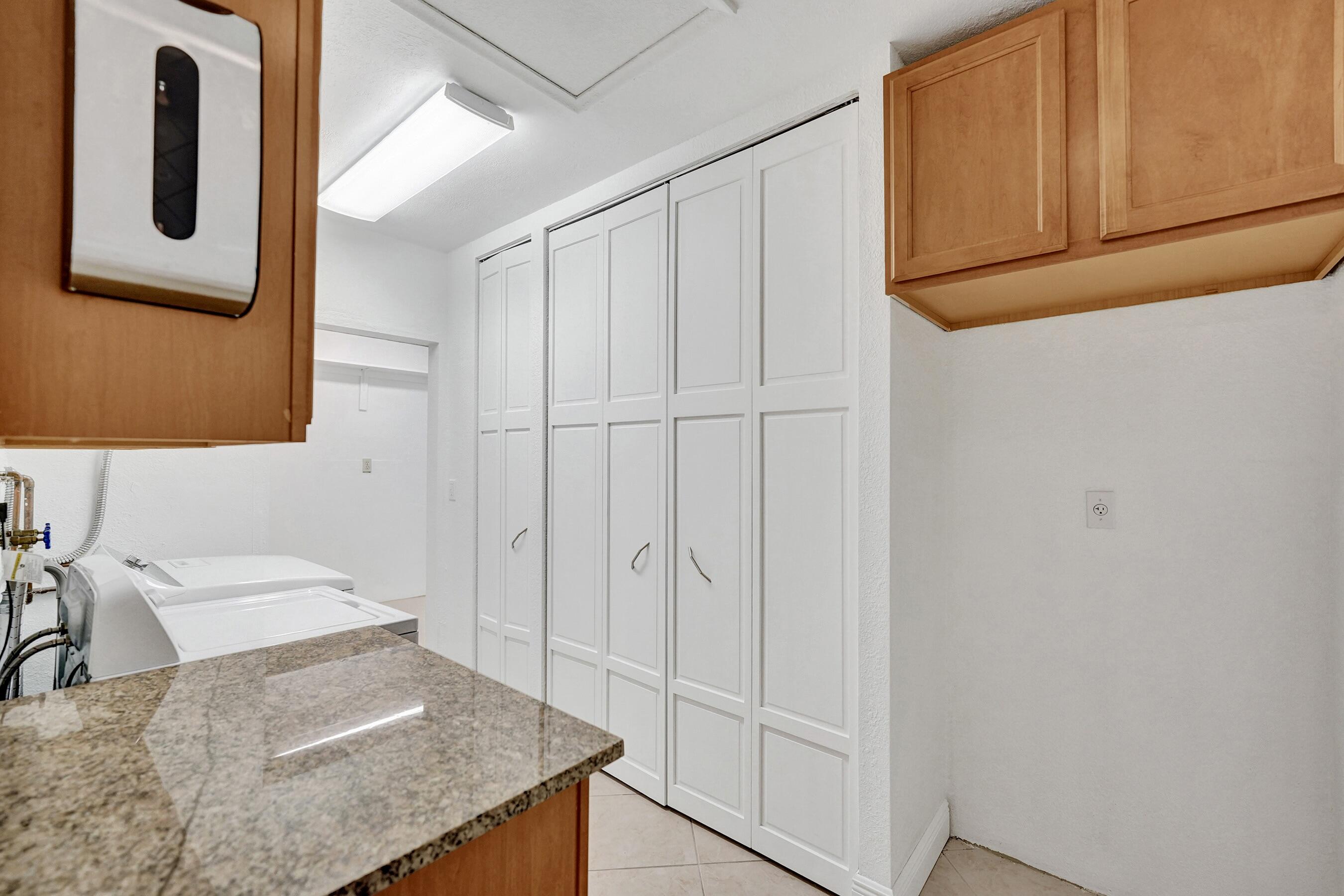 5081 Sw 29th Way Property Photo 14