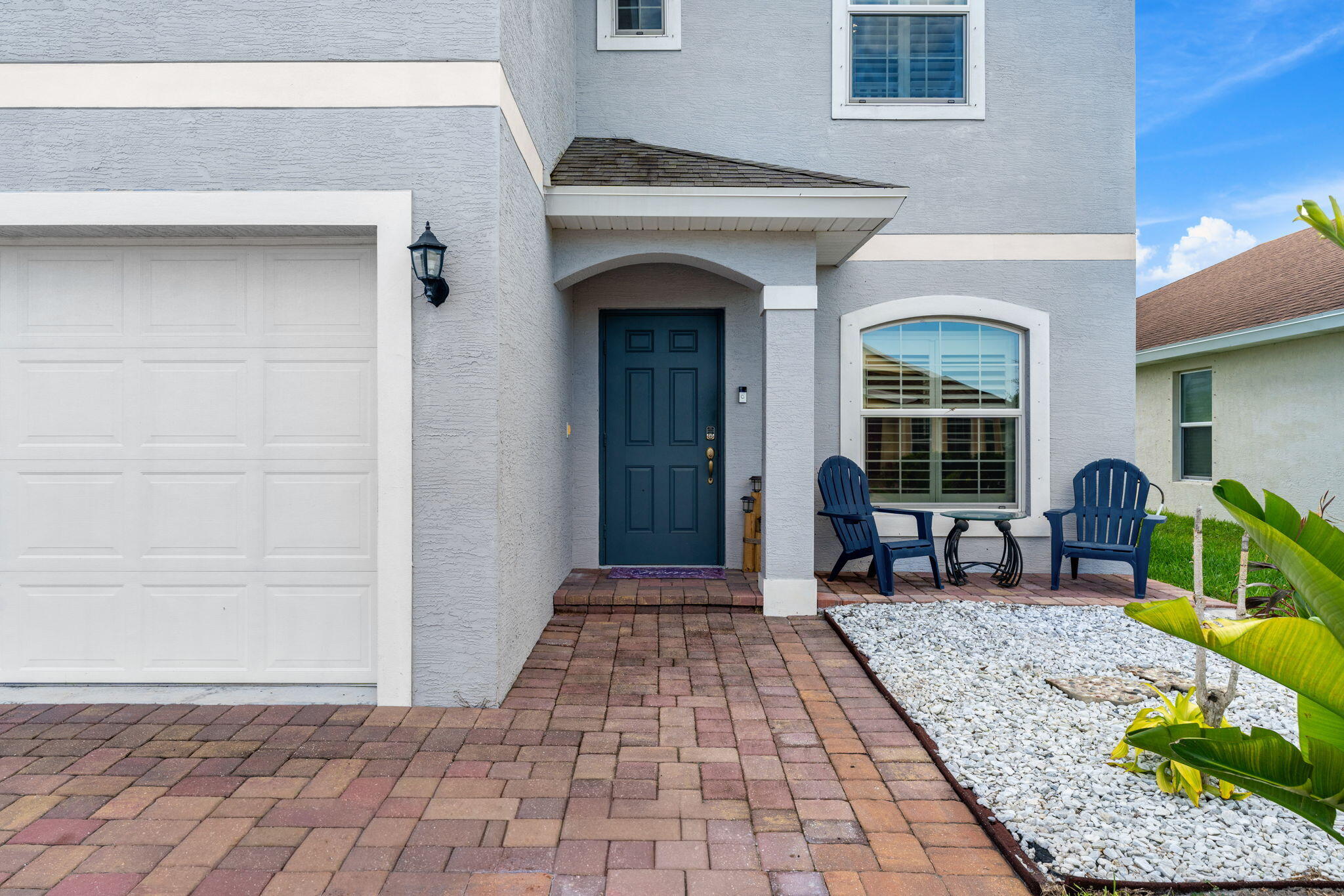 313 Palm Breezes Drive Property Photo 2