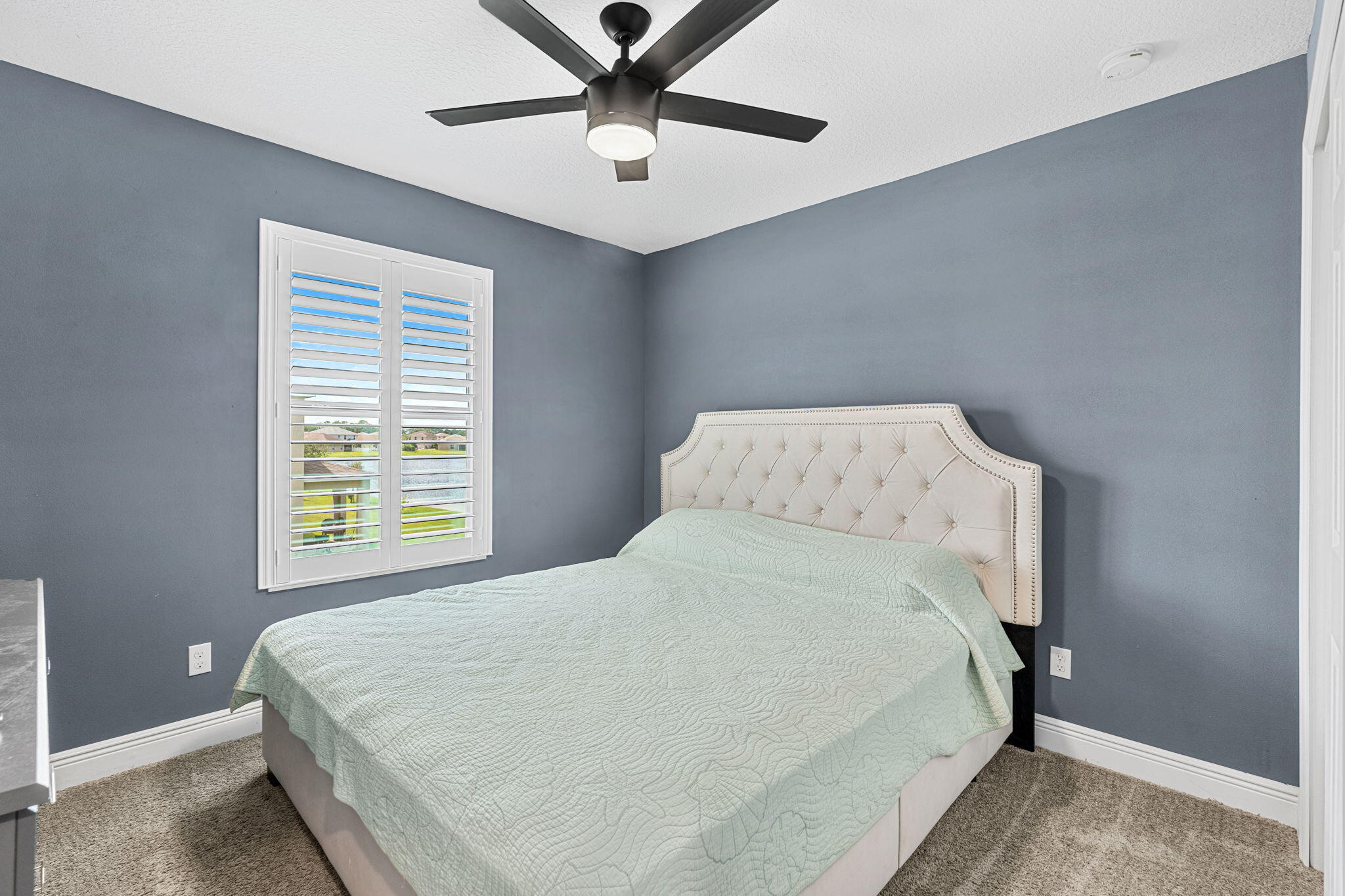 313 Palm Breezes Drive Property Photo 27