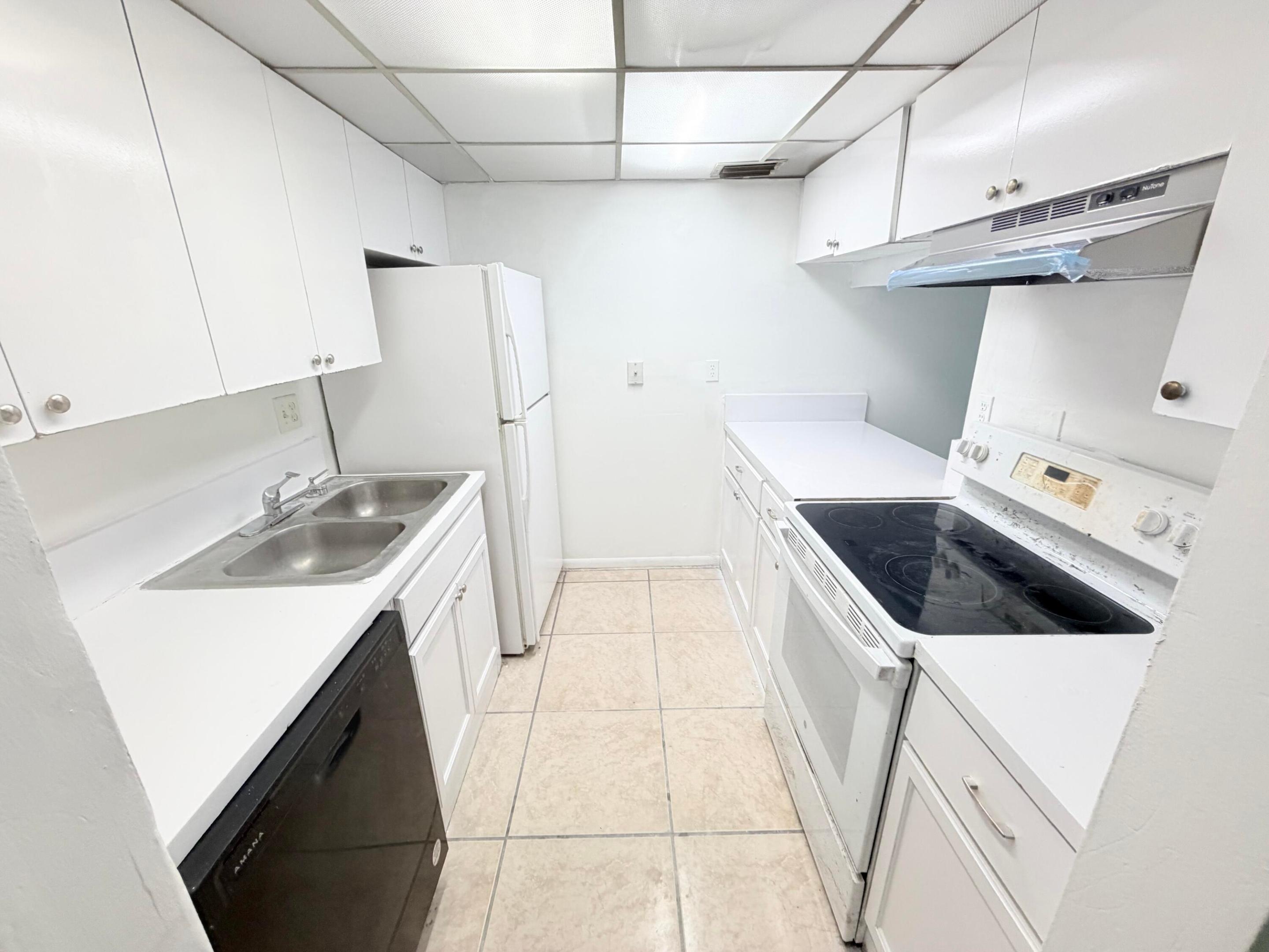 1720 N CONGRESS Avenue 205 Property Photo 1