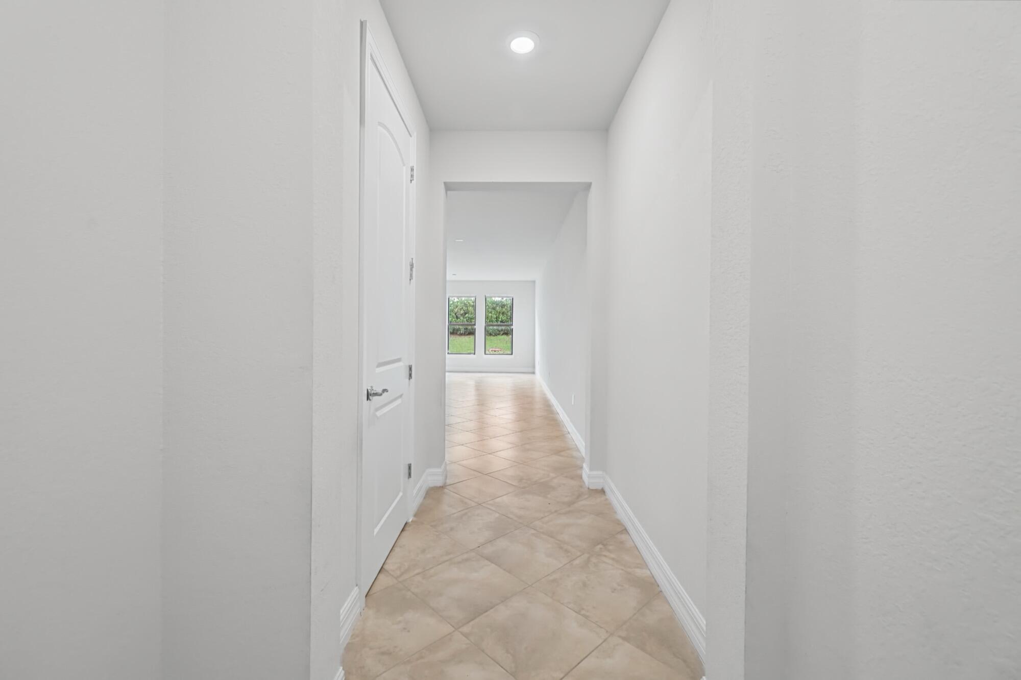 4488 Appleton Circle E Property Photo 4