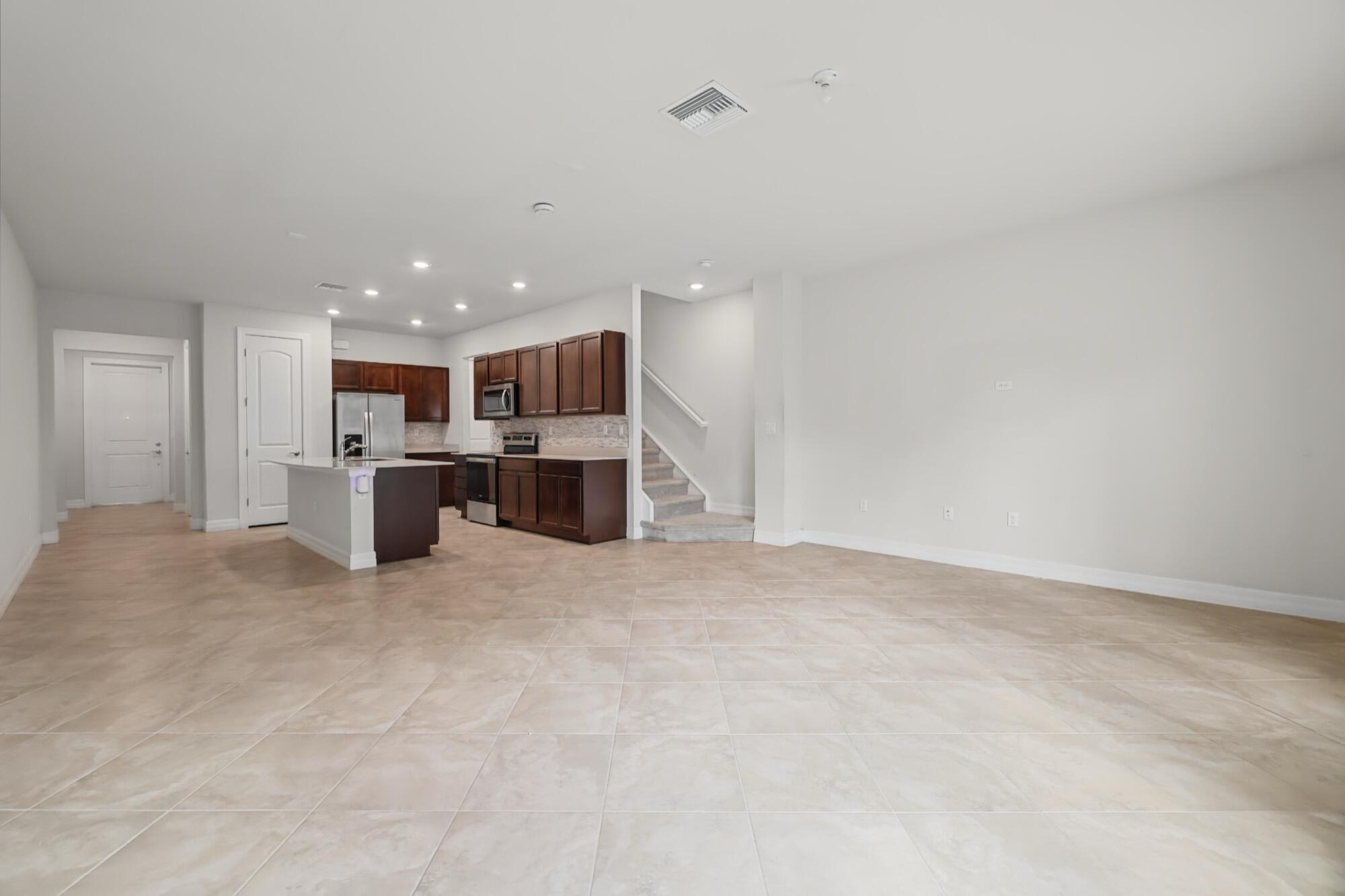 4488 Appleton Circle E Property Photo 14
