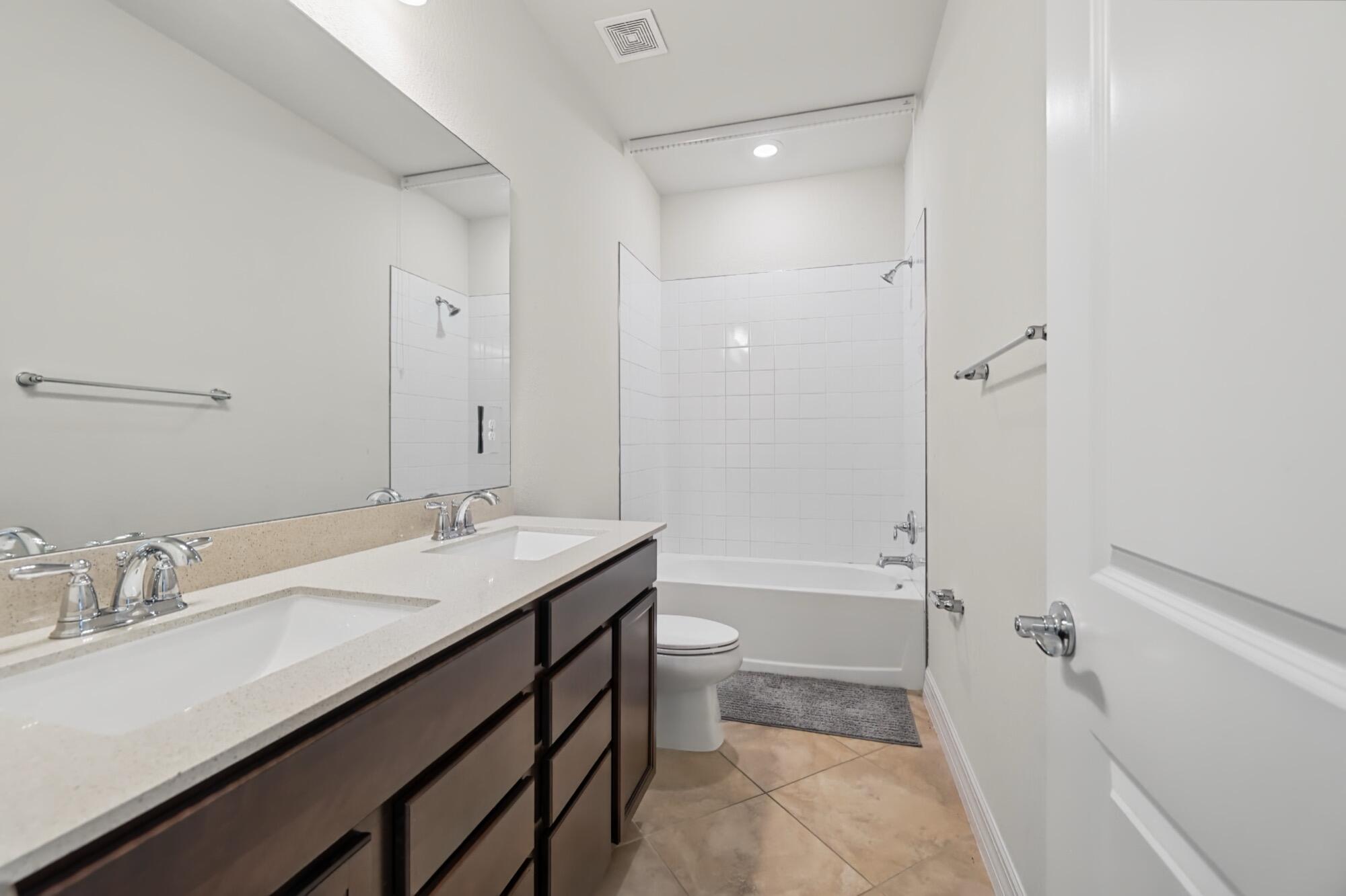 4488 Appleton Circle E Property Photo 20
