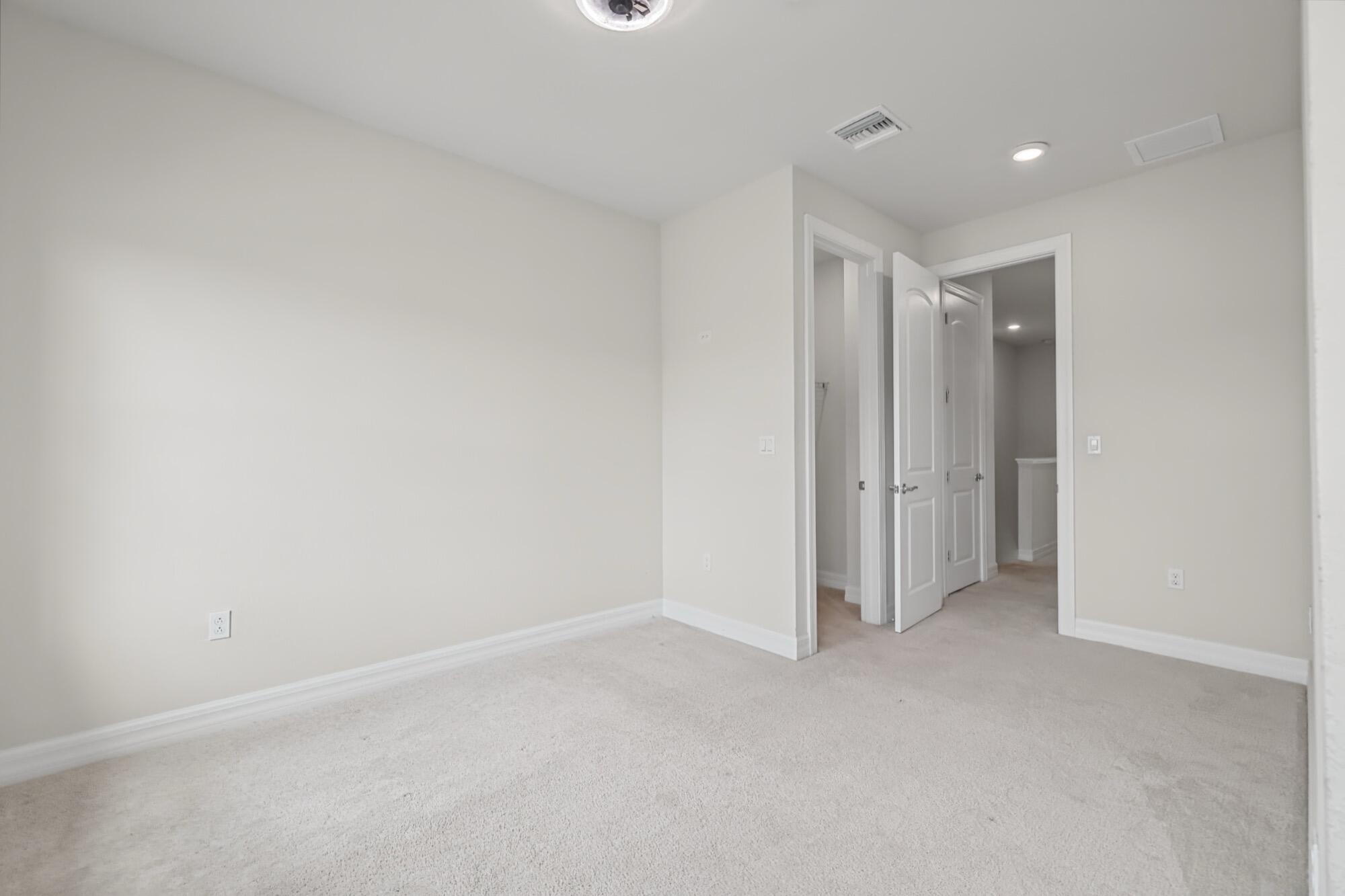 4488 Appleton Circle E Property Photo 30