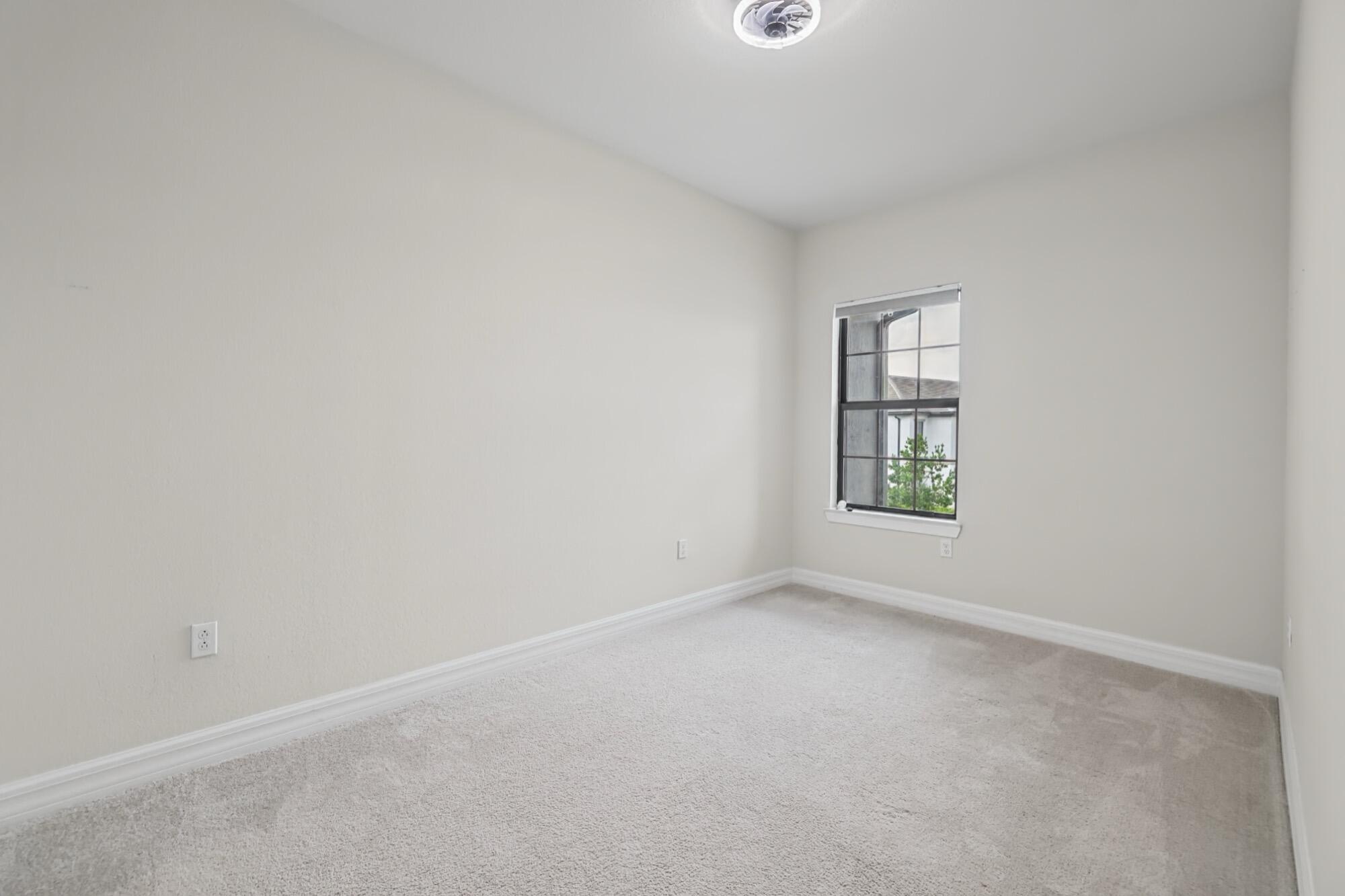 4488 Appleton Circle E Property Photo 31