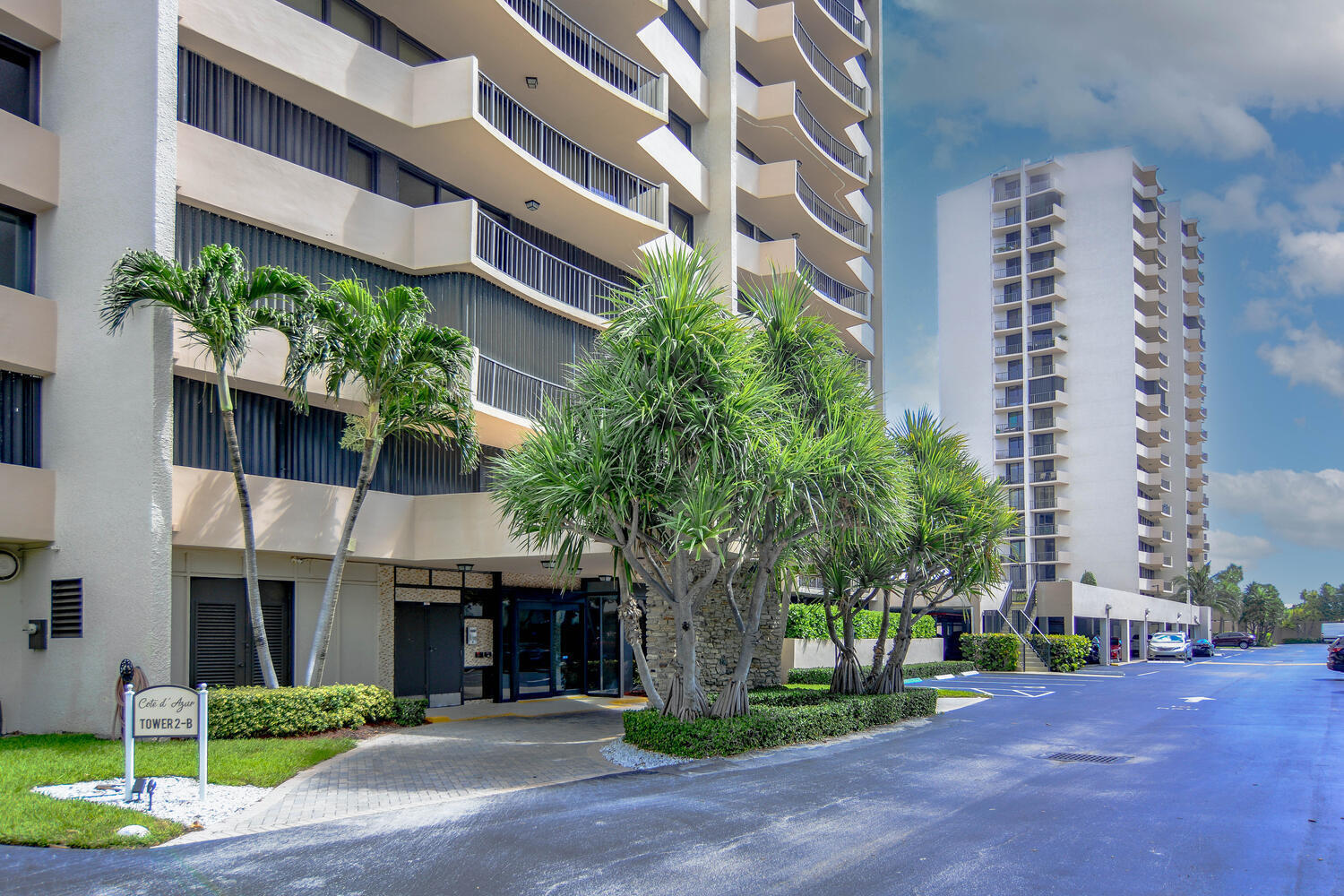 4200 N Ocean Drive 2-605 Property Photo 1