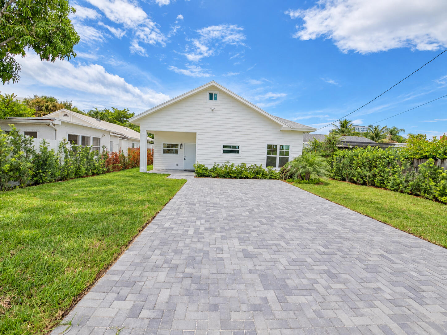 520 38th Street Property Photo 1