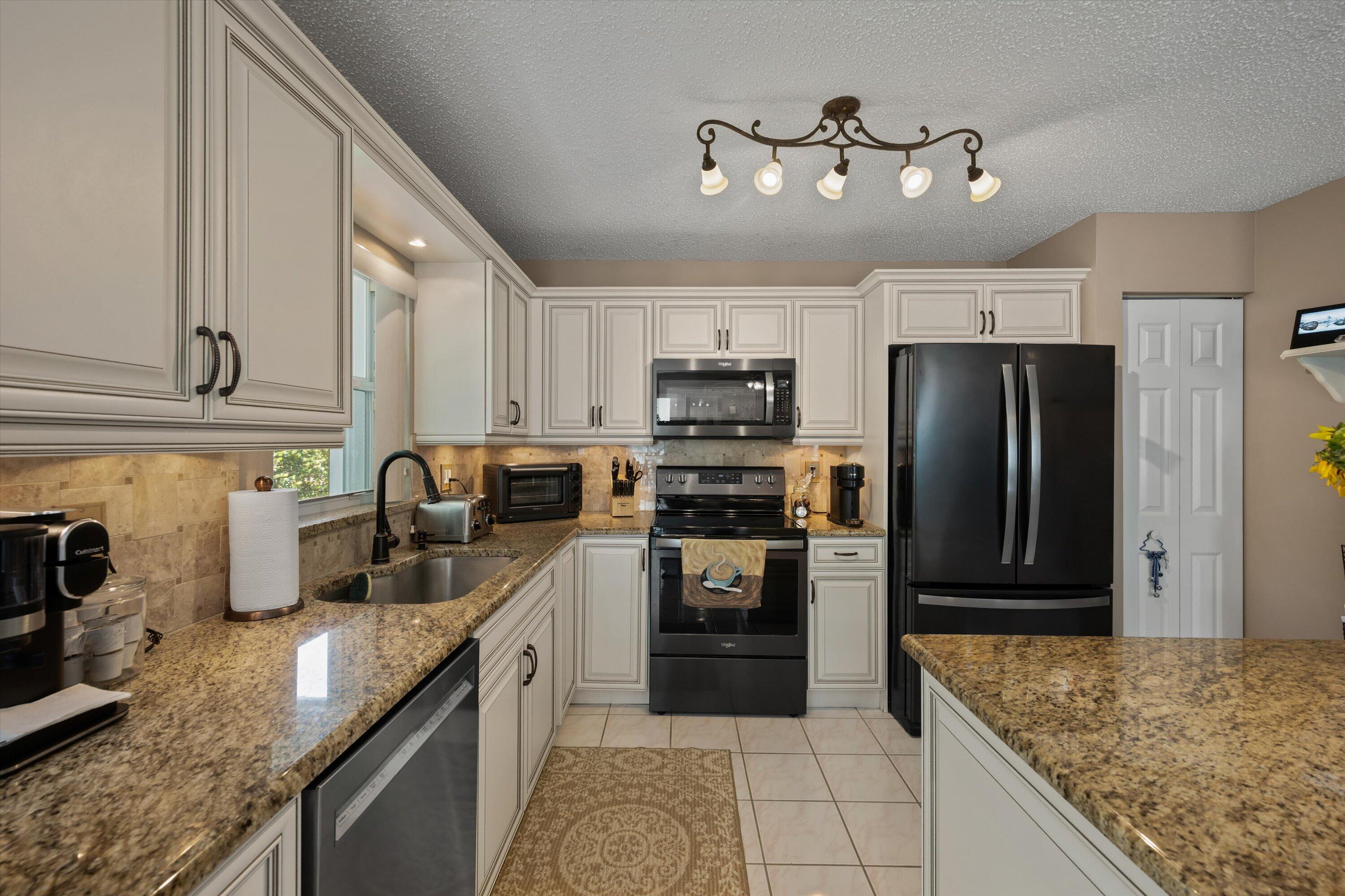 8156 Mystic Harbor Circle Property Photo 26