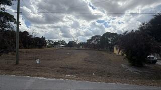 Avenue R Property Photo 5