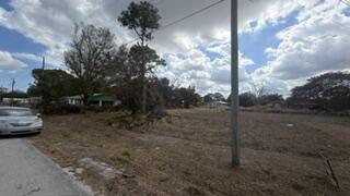 Avenue R Property Photo 6