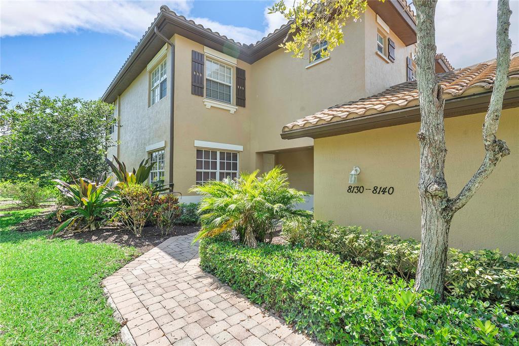 8140 Nw 128th Lane 10-a Property Photo 1