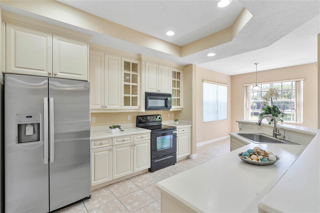 8140 Nw 128th Lane 10-a Property Photo 6