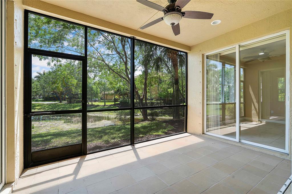 8140 Nw 128th Lane 10-a Property Photo 15
