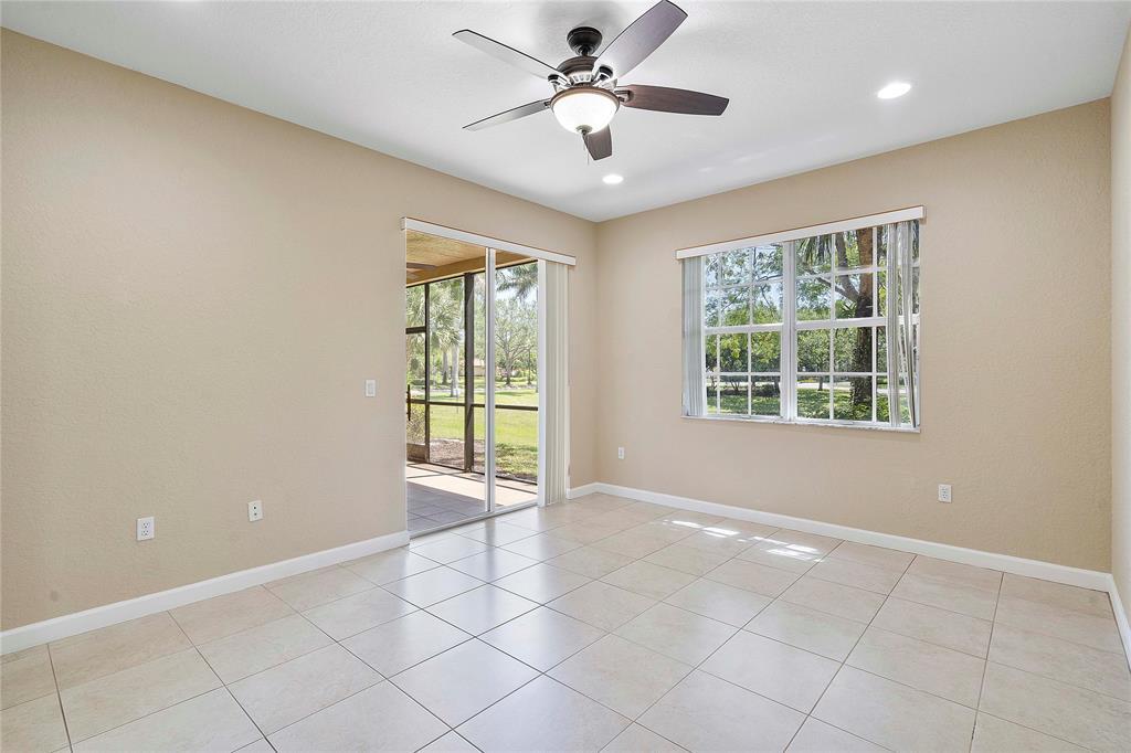 8140 Nw 128th Lane 10-a Property Photo 17