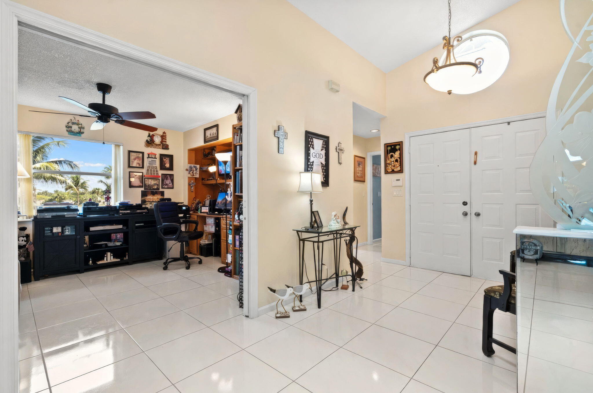 9847 Harbour Lake Circle Property Photo 8