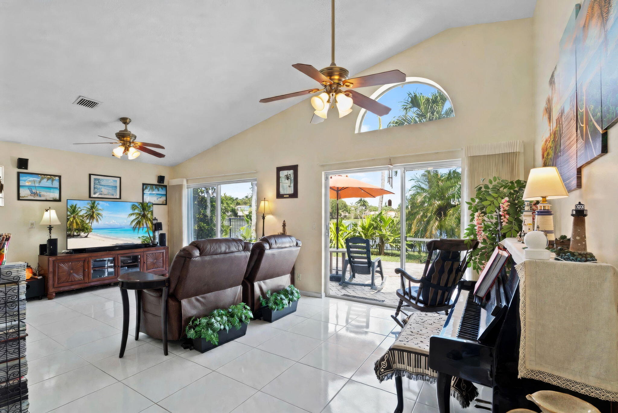9847 Harbour Lake Circle Property Photo 14