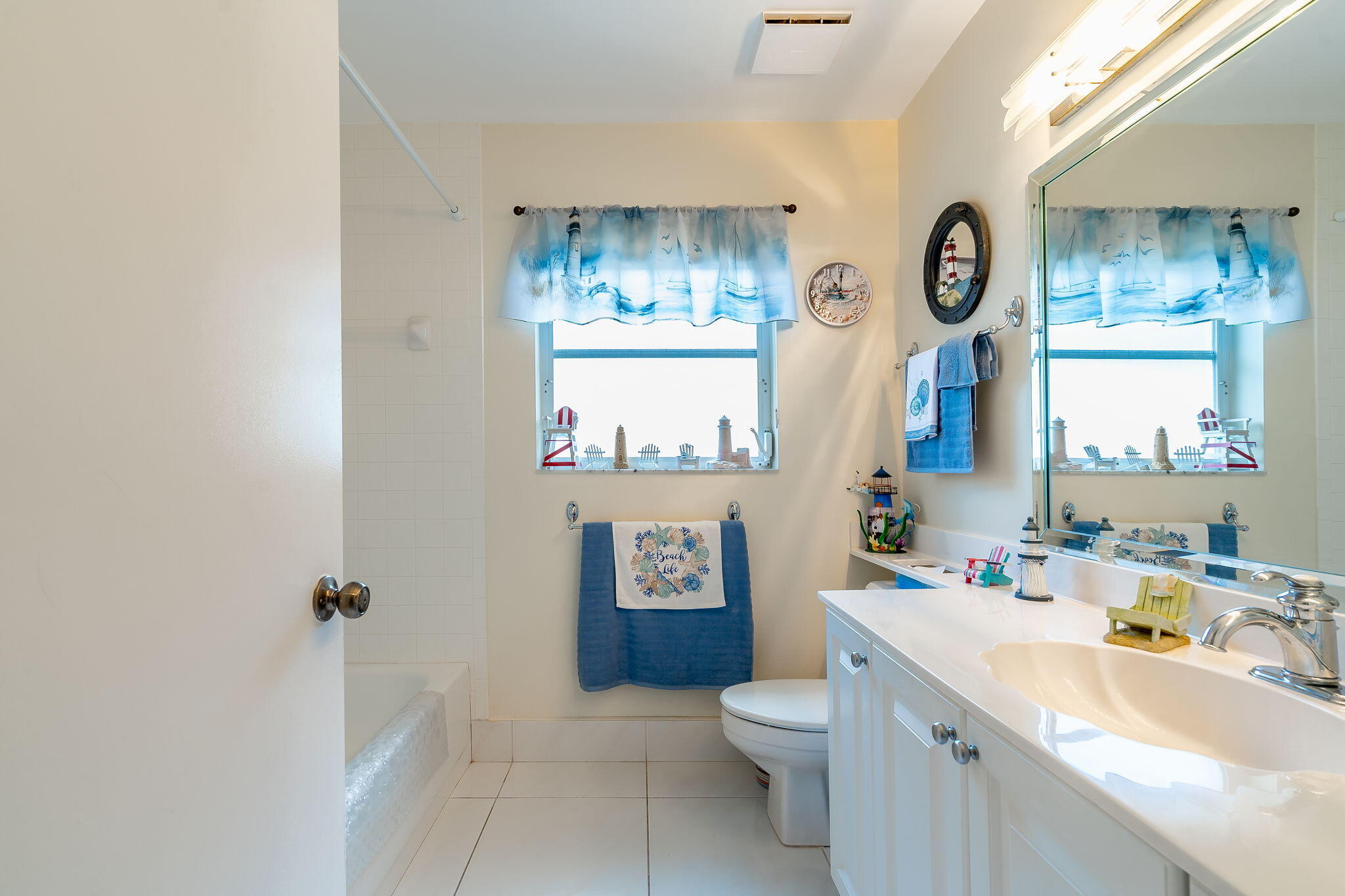 9847 Harbour Lake Circle Property Photo 41