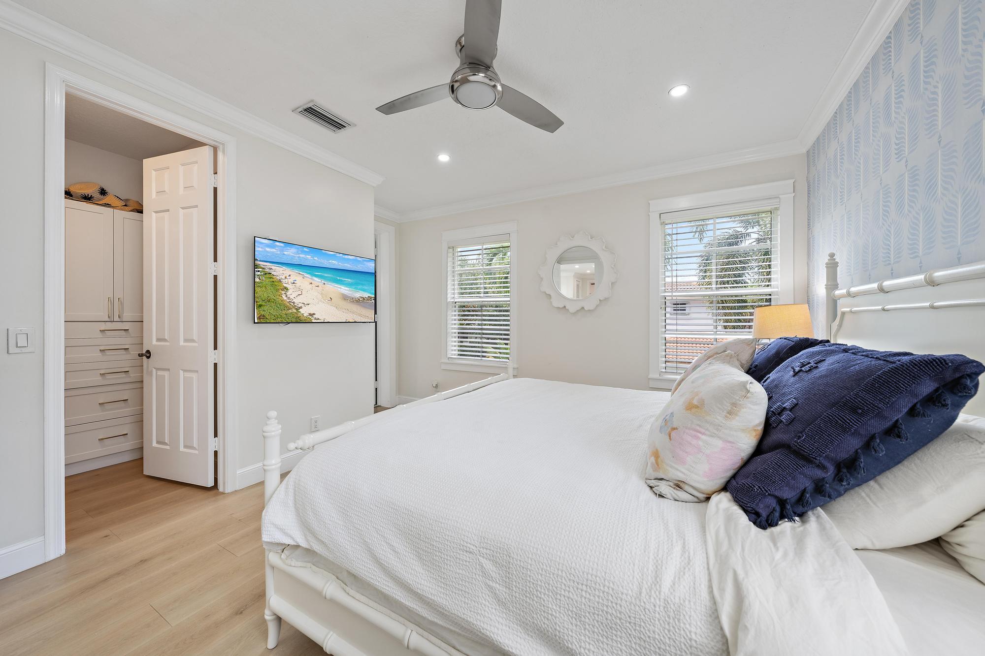 331 October Street Property Photo 10