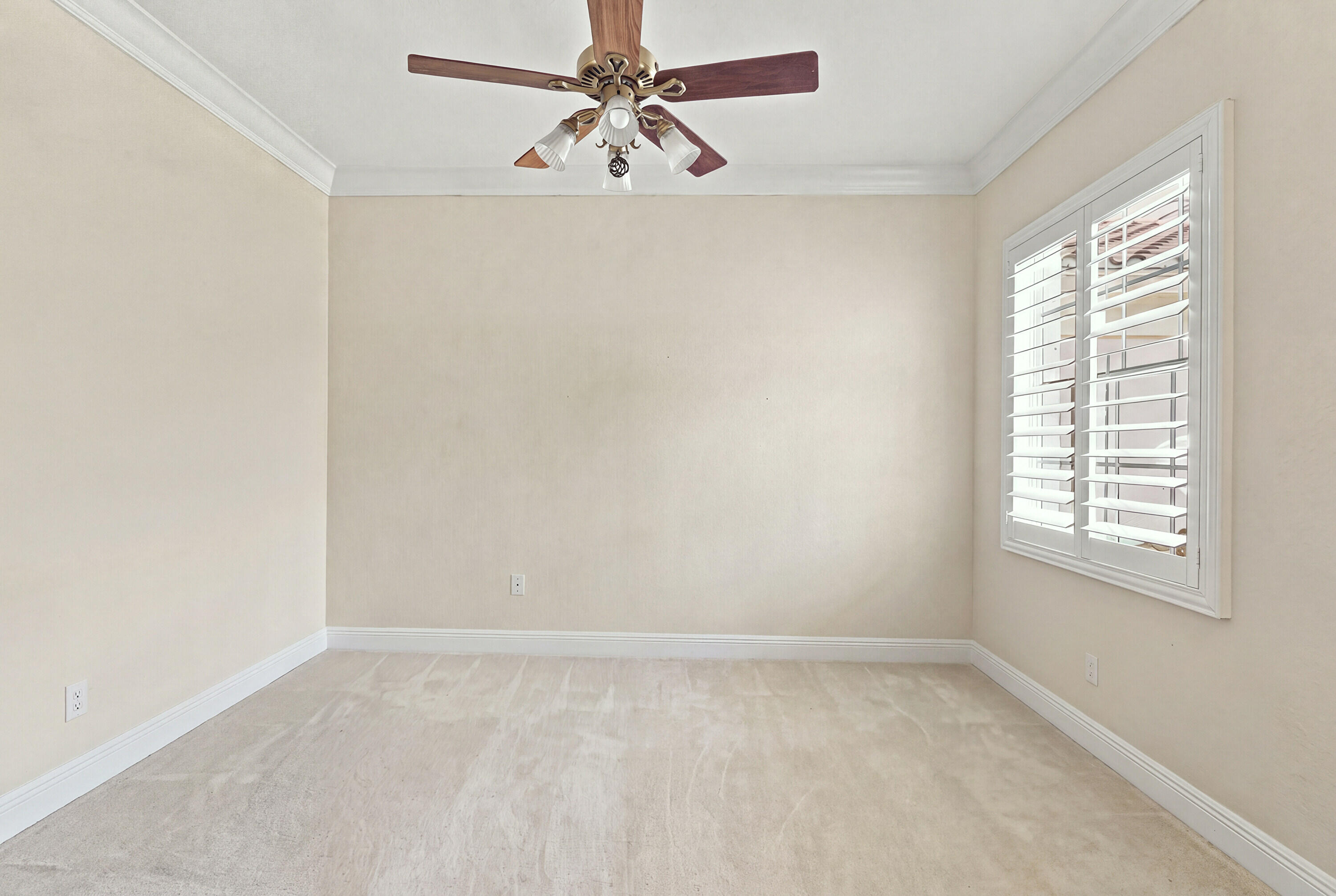 9010 Cascada Way Property Photo 17