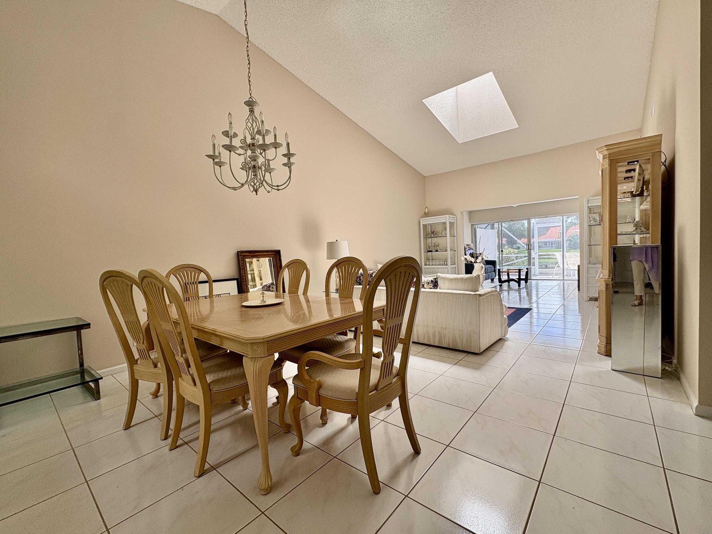 7702 Majestic Palm Drive Property Photo 10