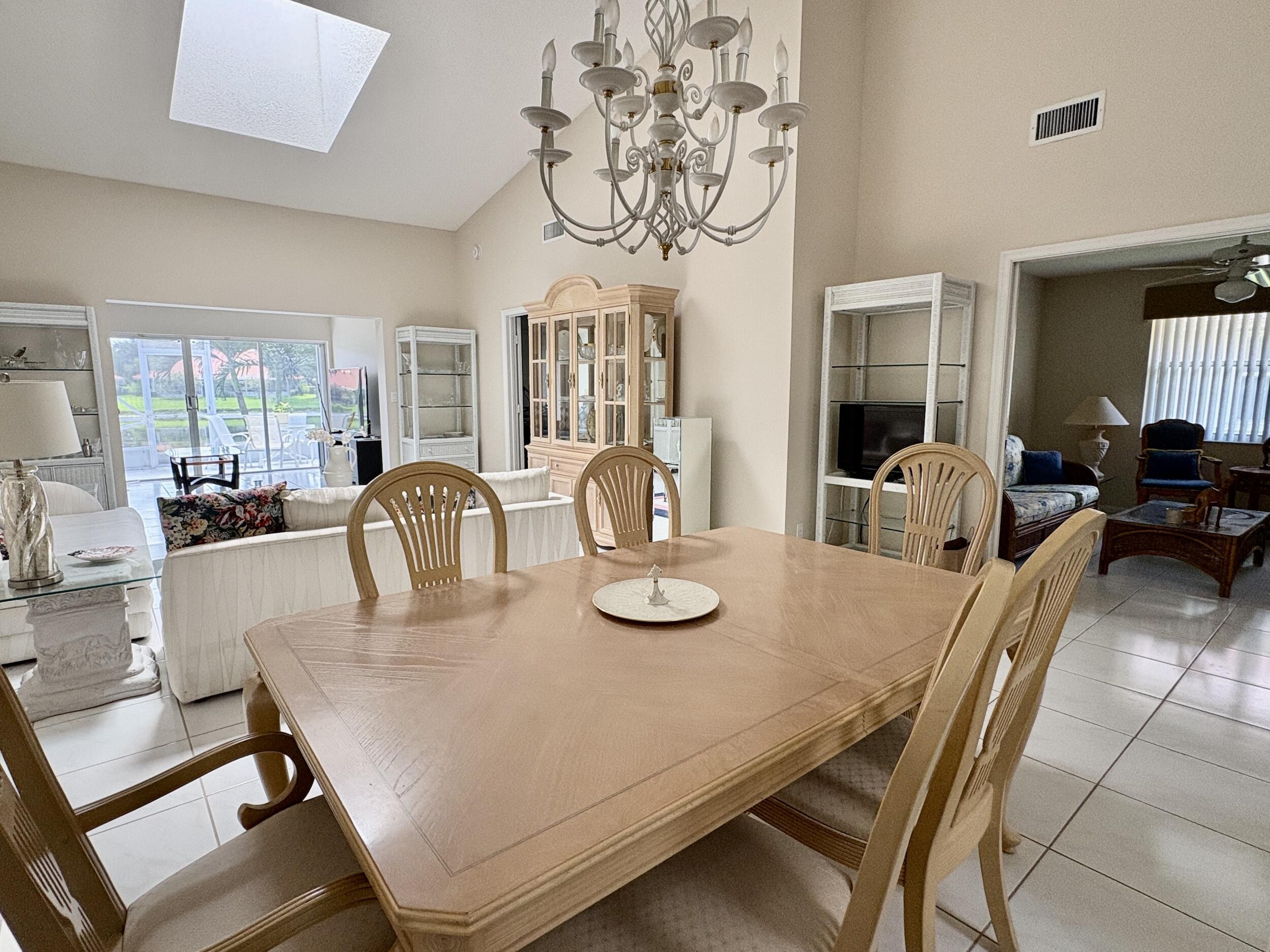 7702 Majestic Palm Drive Property Photo 11