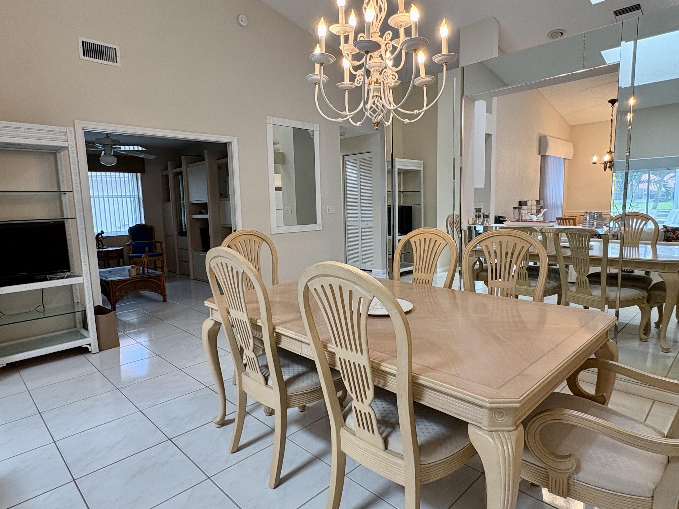 7702 Majestic Palm Drive Property Photo 12