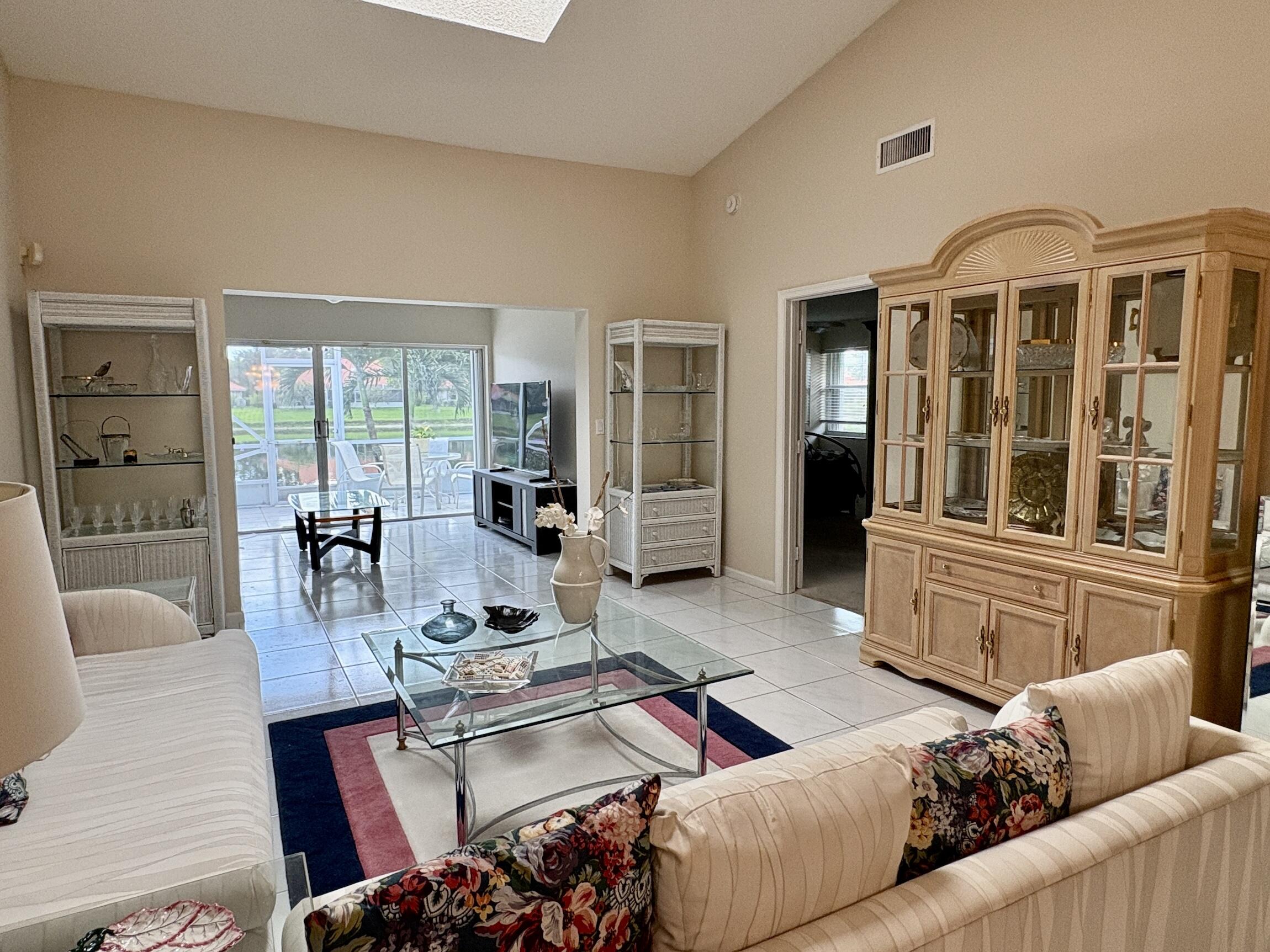 7702 Majestic Palm Drive Property Photo 13