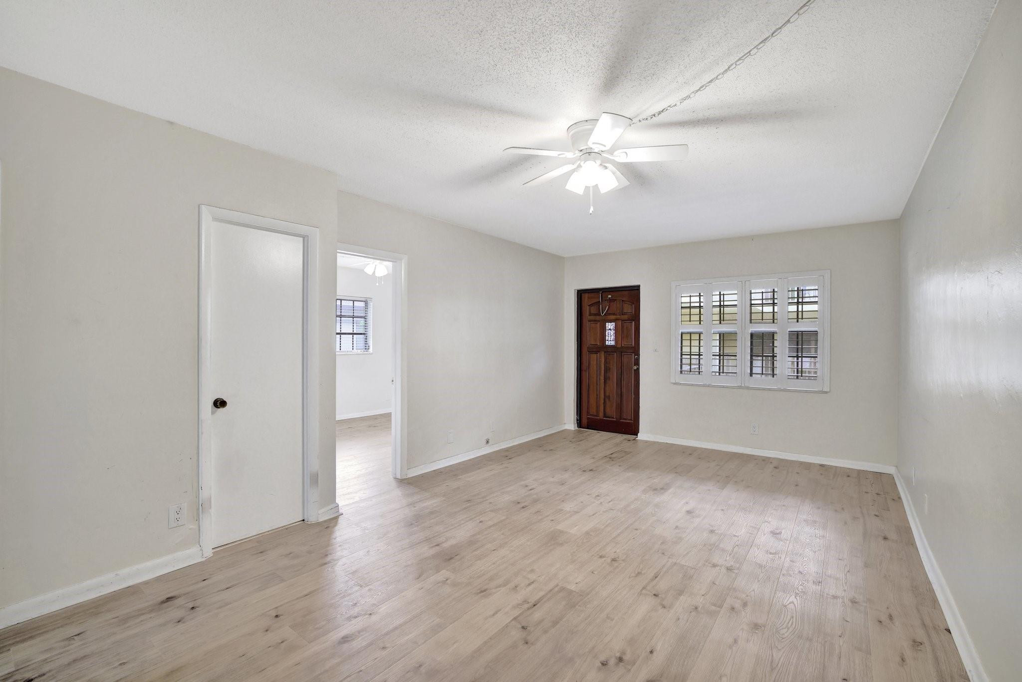 917 NE 16TH Avenue 7
