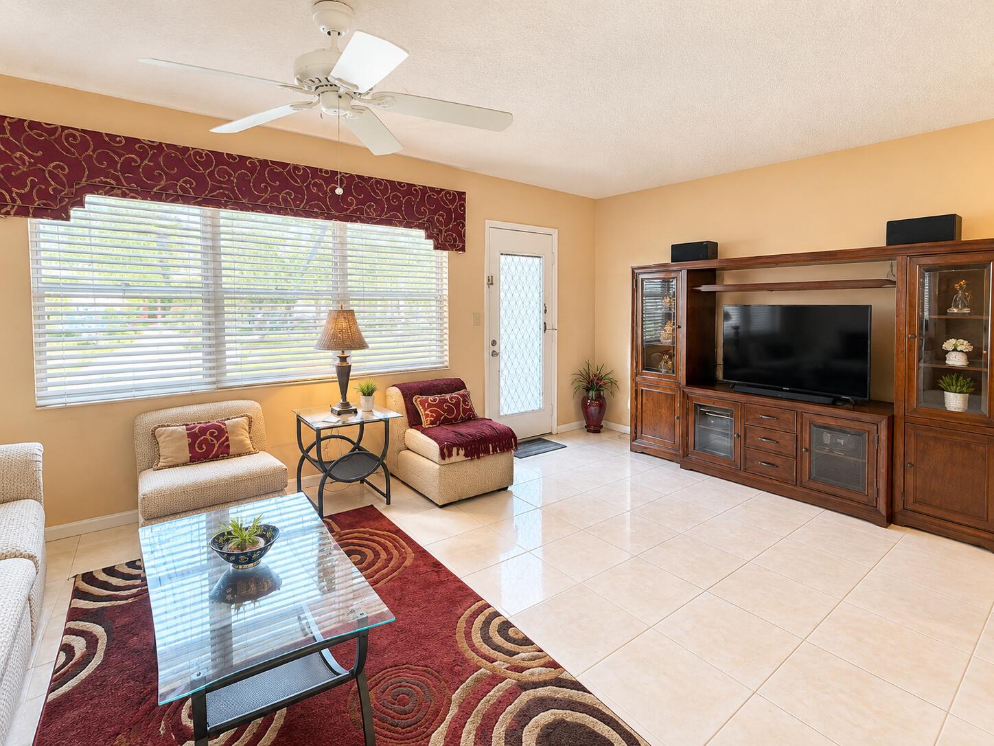 3305 Aruba Way G1 Property Photo 2