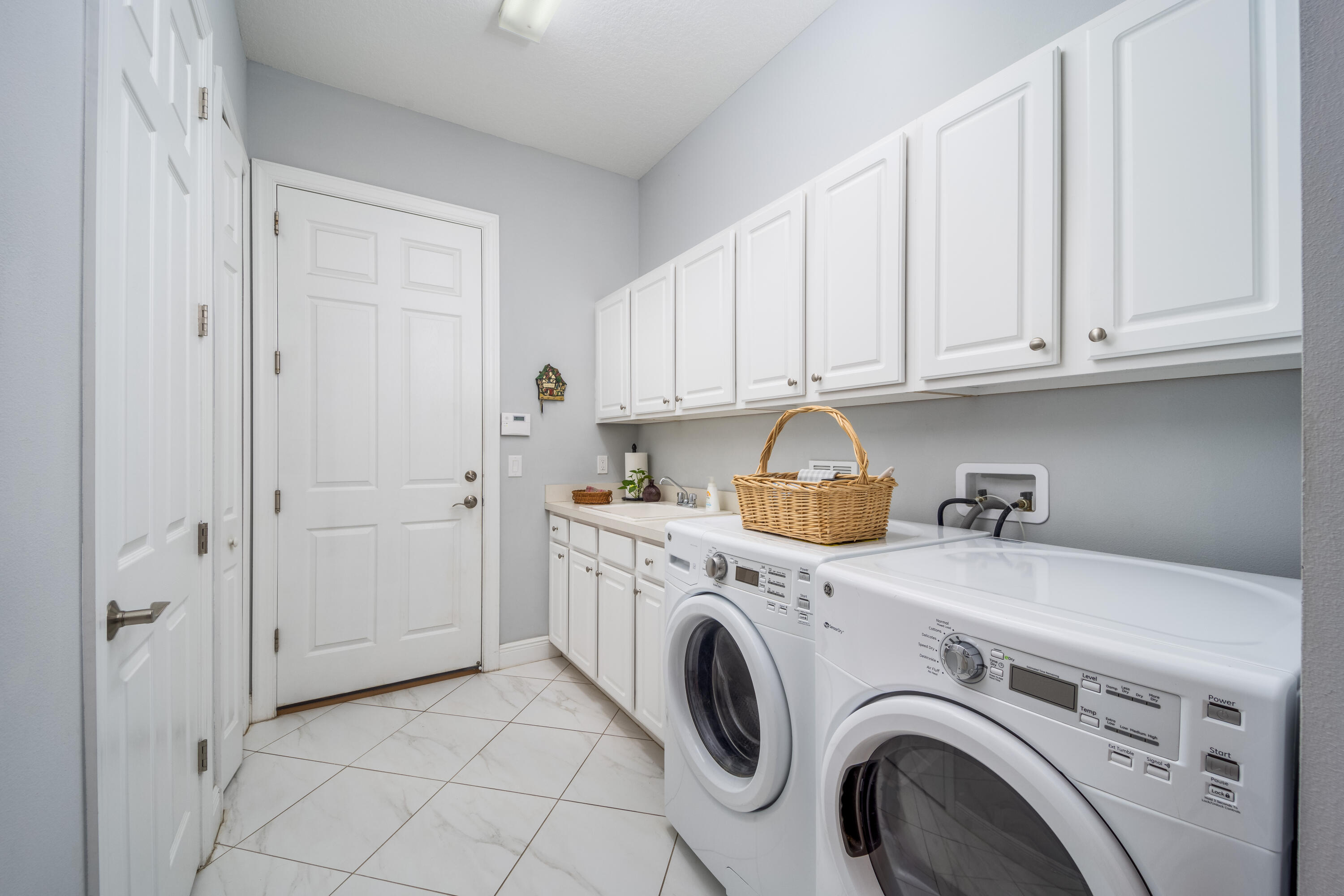 7656 Se Ravissant Drive Property Photo 36