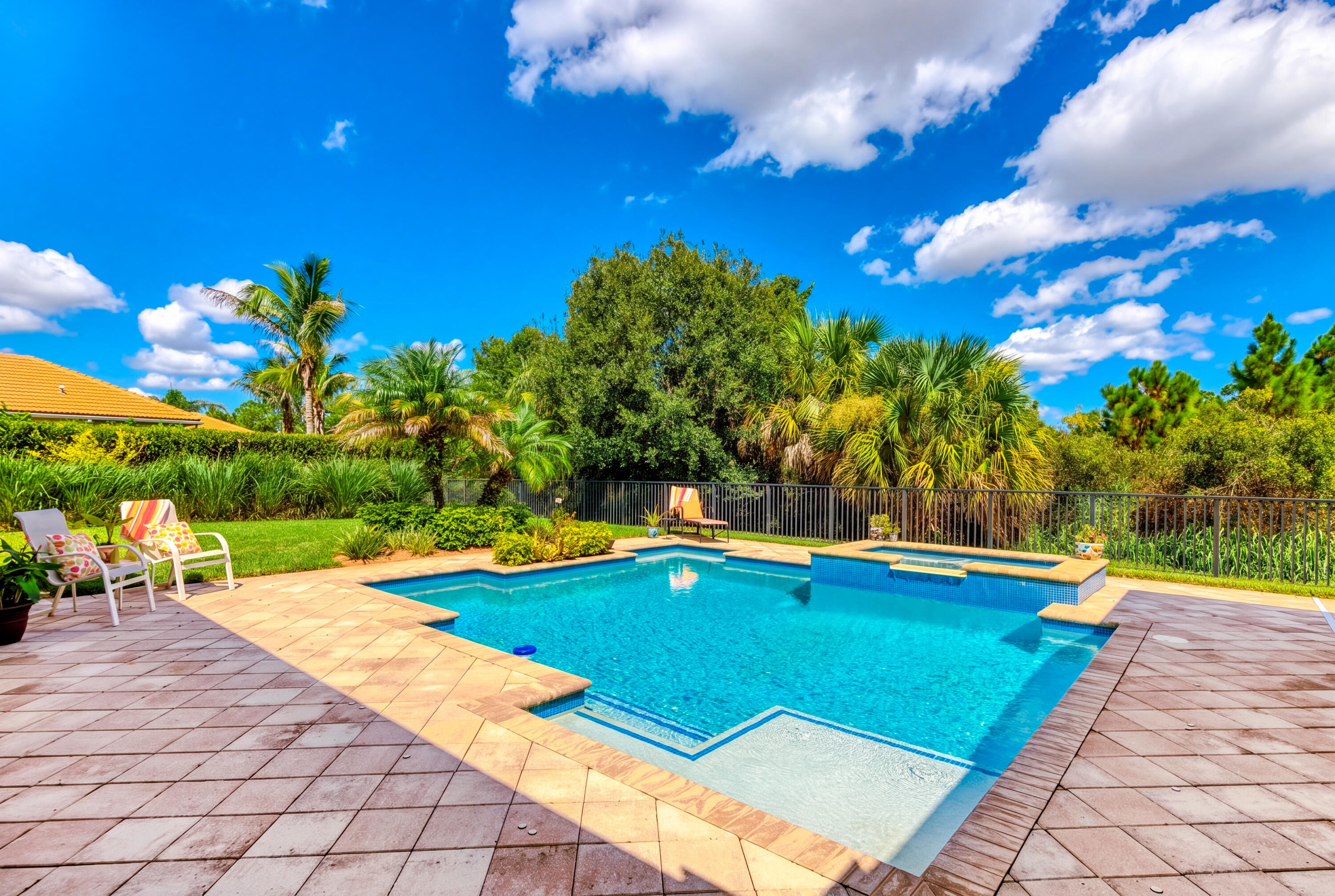 7656 Se Ravissant Drive Property Photo 41