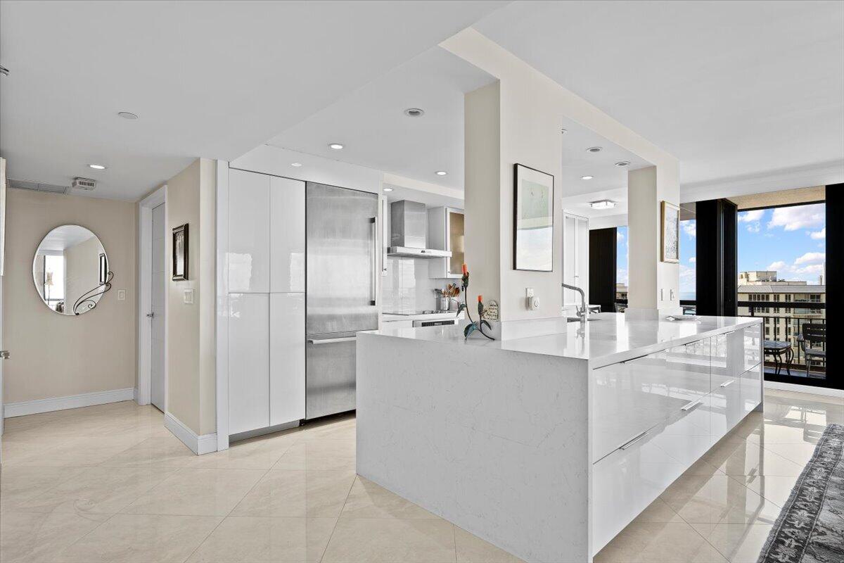 4100 N Ocean Drive 2304 Property Photo 1