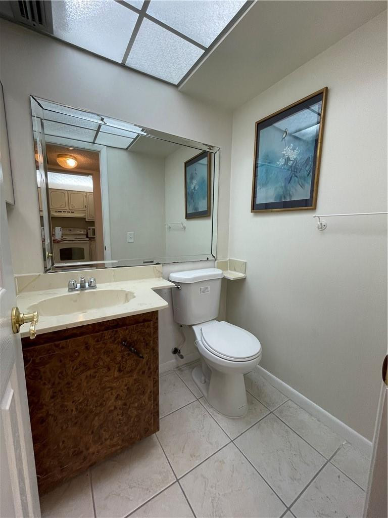 9233 Sw 8th Street 220 Property Photo 13