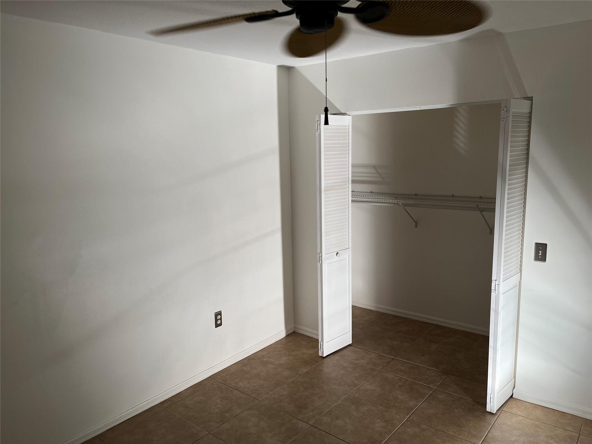 913 Villa Circle 913 Property Photo 13