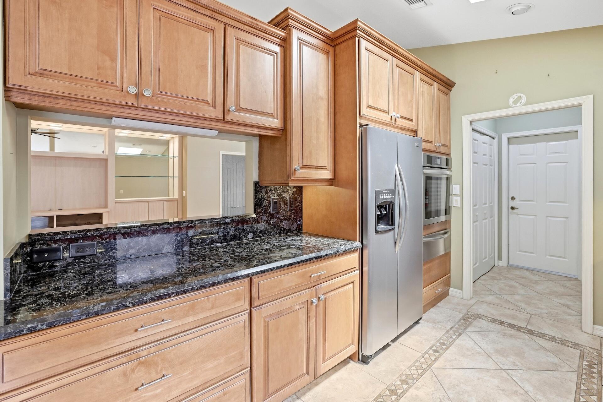 4208 Sw Mallard Creek Trail Property Photo 11