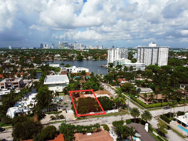 409 Poinciana Drive Property Photo 2