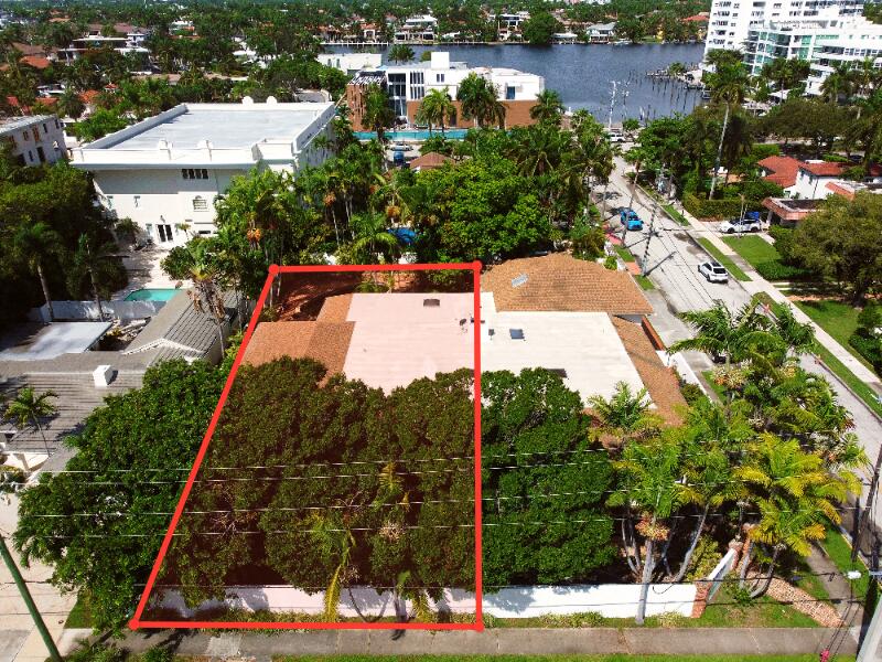409 Poinciana Drive Property Photo 3