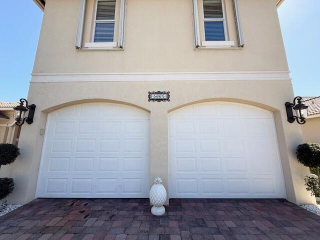 5665 61st Place Property Photo 2