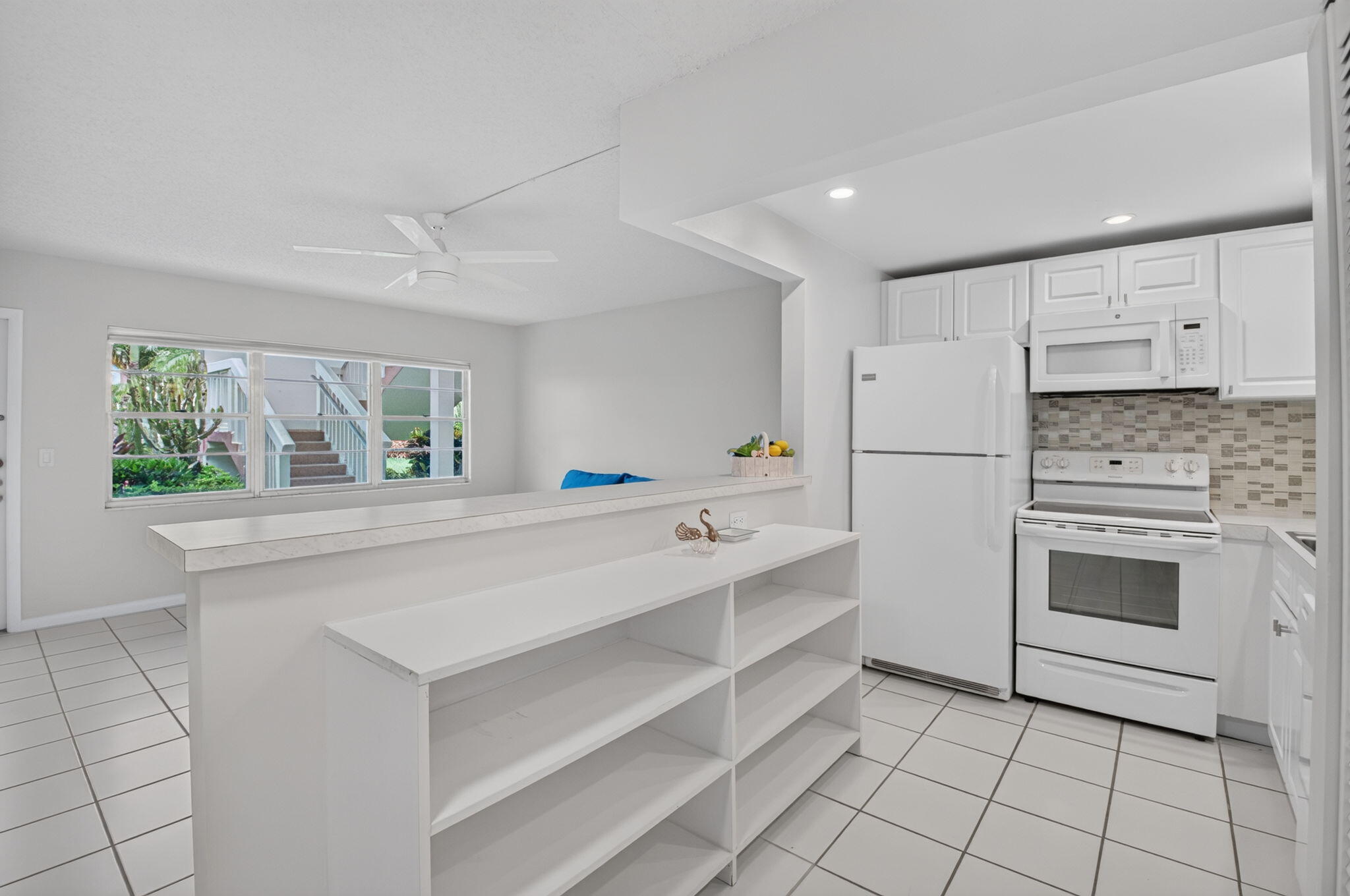 591 Fanshaw O Property Photo 1