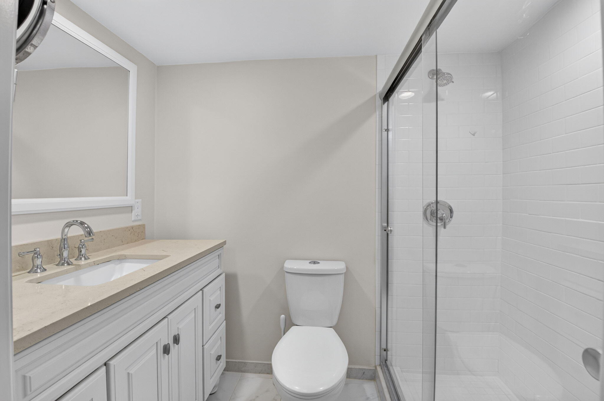 591 Fanshaw O Property Photo 14