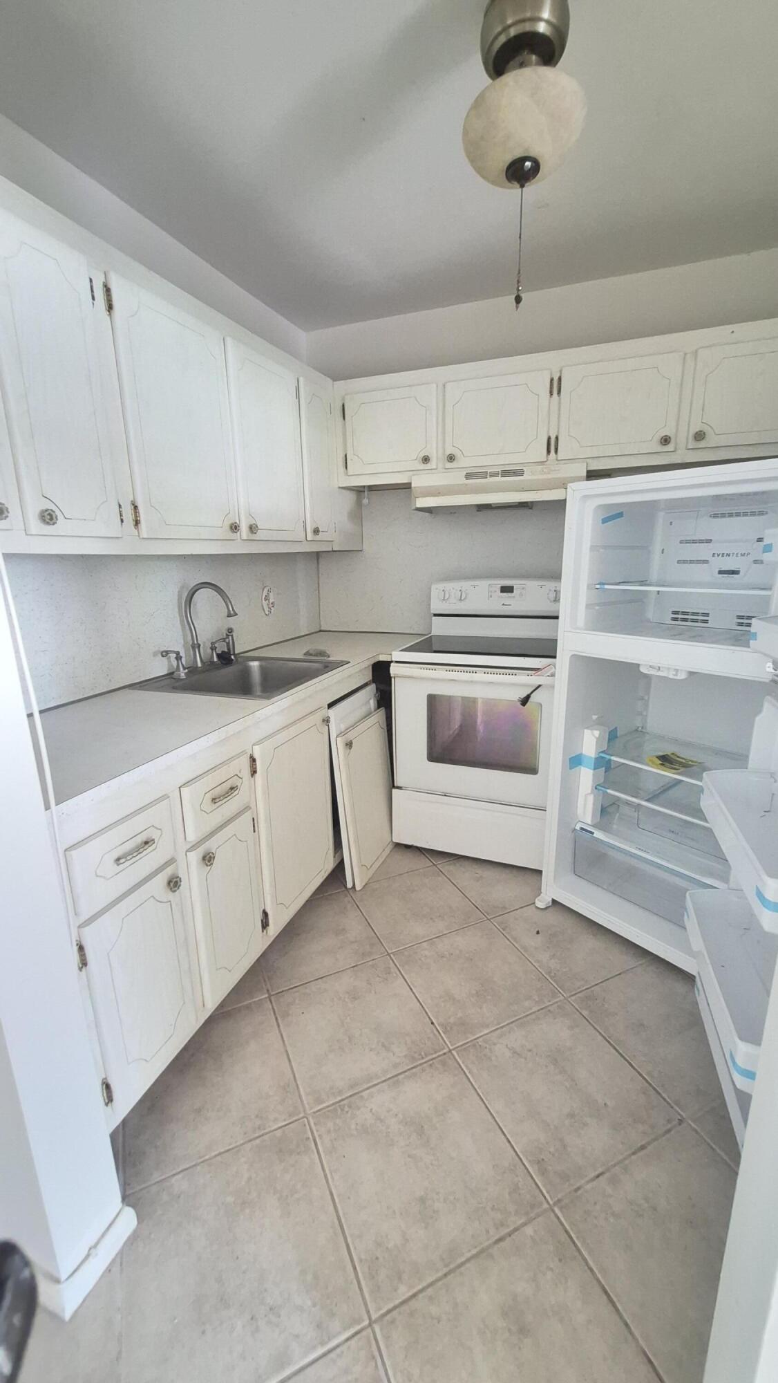 79 Canterbury D