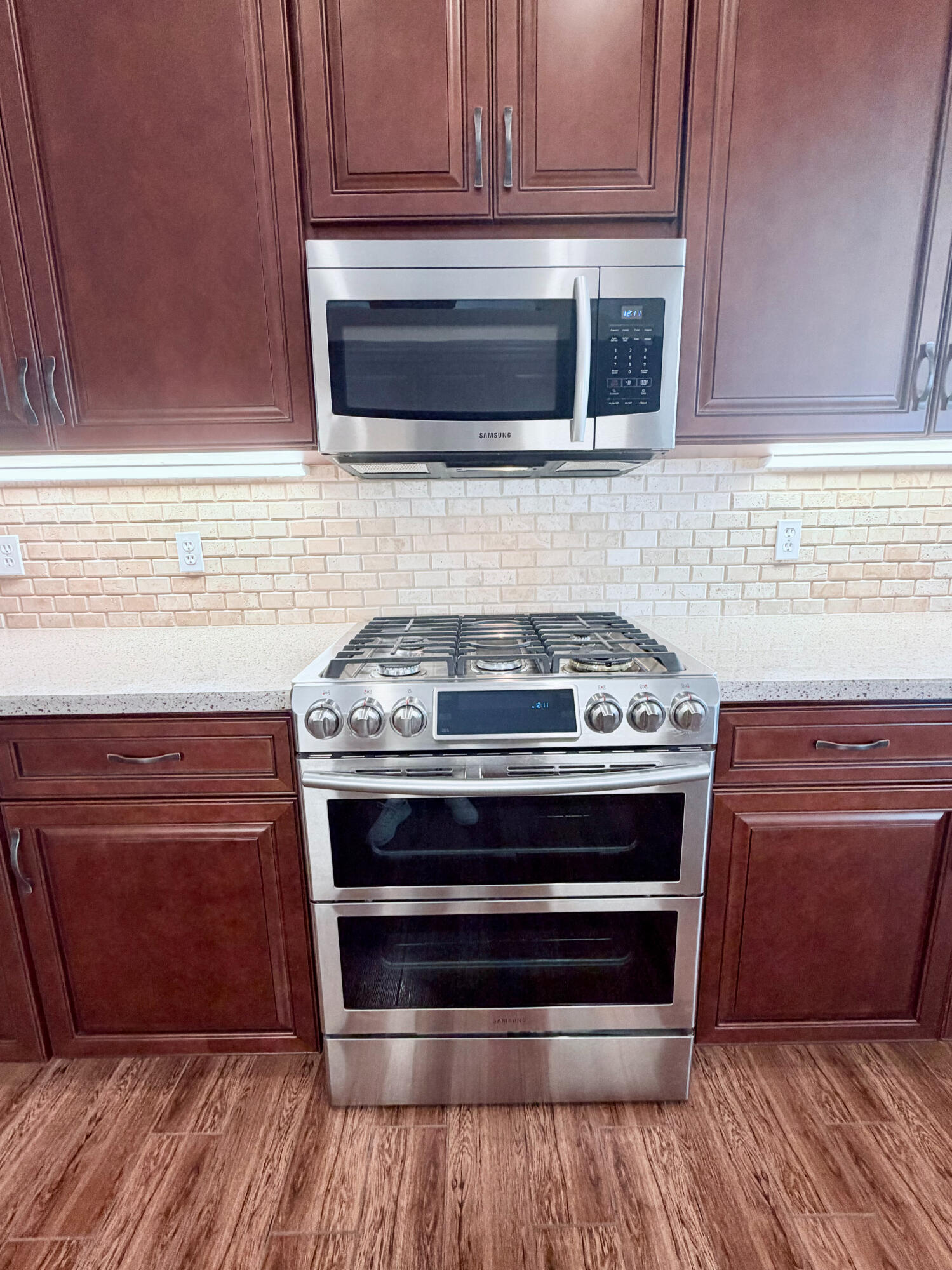 249 Dock Avenue Property Photo 8