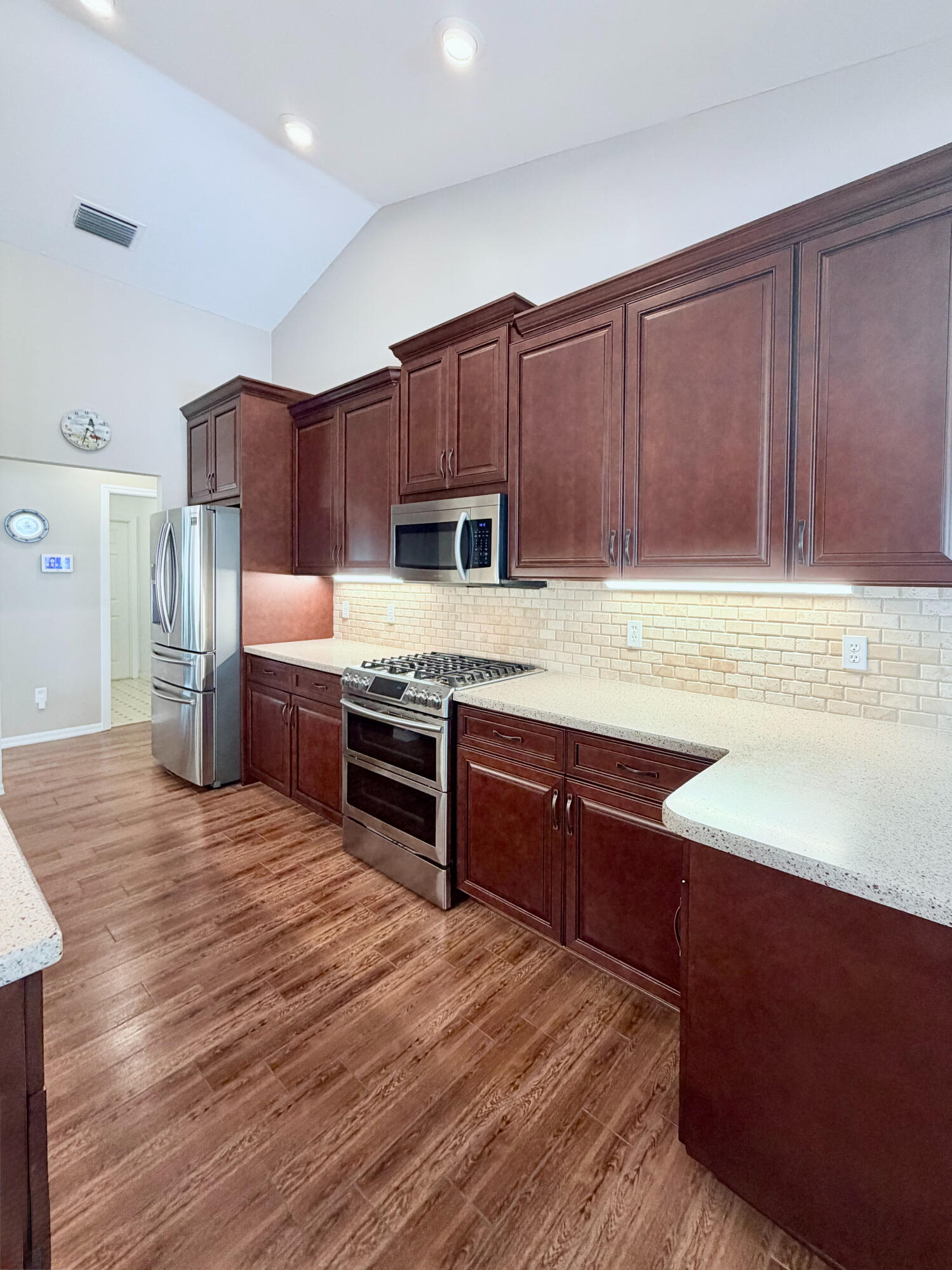 249 Dock Avenue Property Photo 9