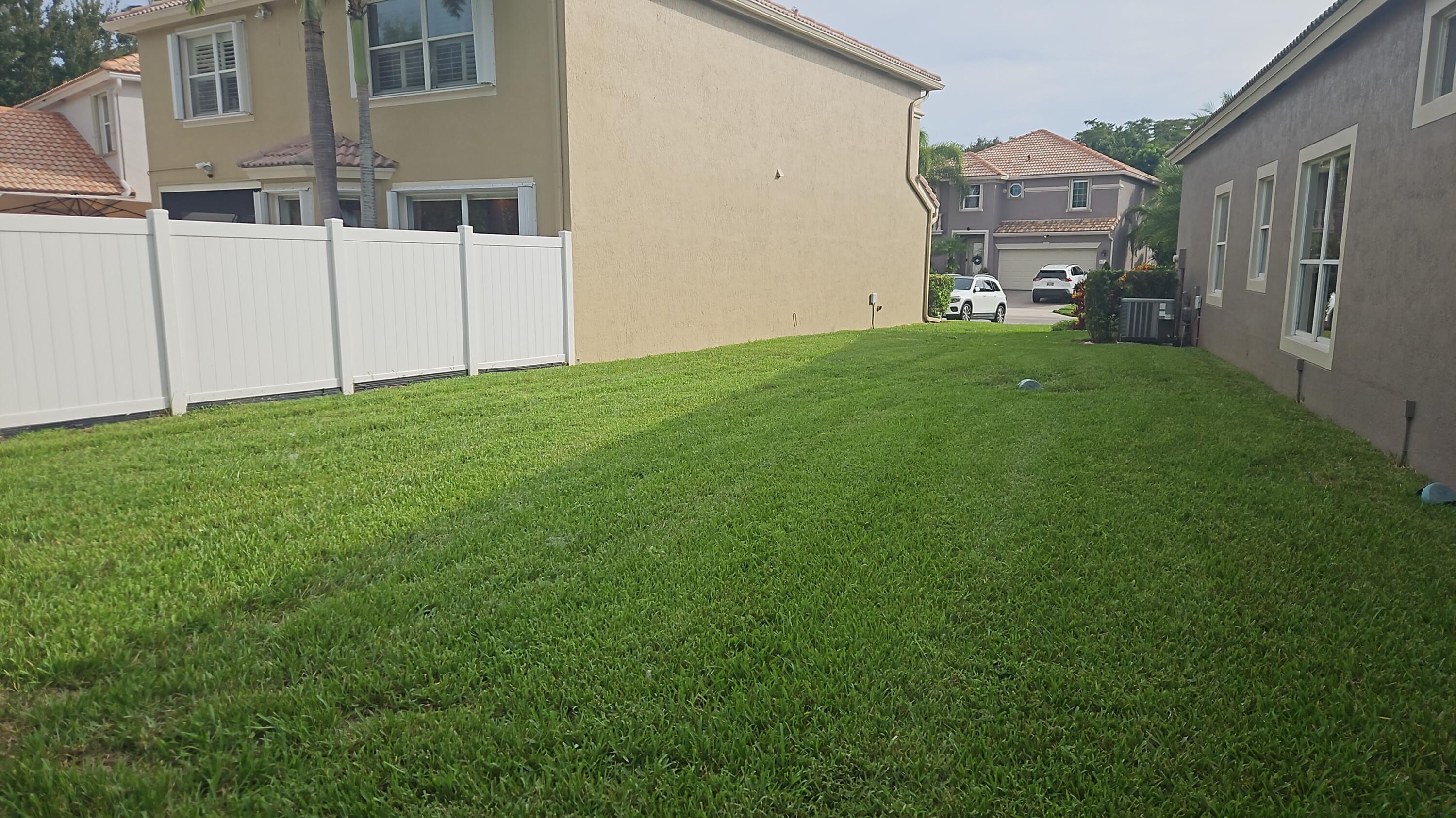 8481 Via D Oro Property Photo 5