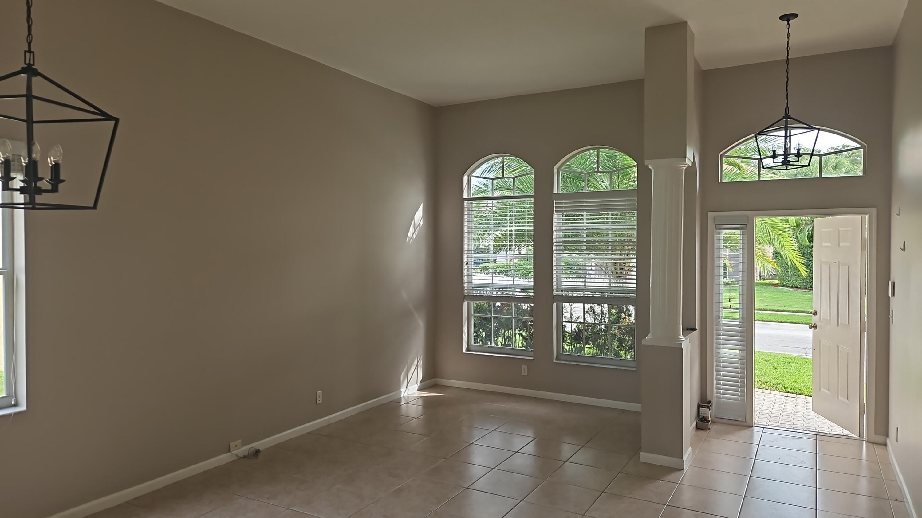 8481 Via D Oro Property Photo 11